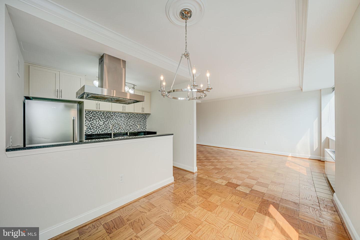 4390 LORCOM LN #810, ARLINGTON, Virginia 22207, 2 Bedrooms Bedrooms, ,1 BathroomBathrooms,Residential,For sale,4390 LORCOM LN #810,VAAR2067704 MLS # VAAR2067704