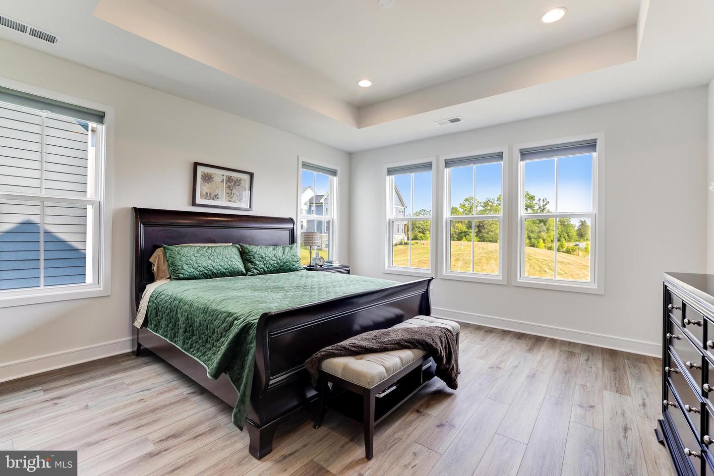 41490 BEDFORD FALLS CT, ALDIE, Virginia 20105, 5 Bedrooms Bedrooms, ,4 BathroomsBathrooms,Residential,For sale,41490 BEDFORD FALLS CT,VALO2113890 MLS # VALO2113890