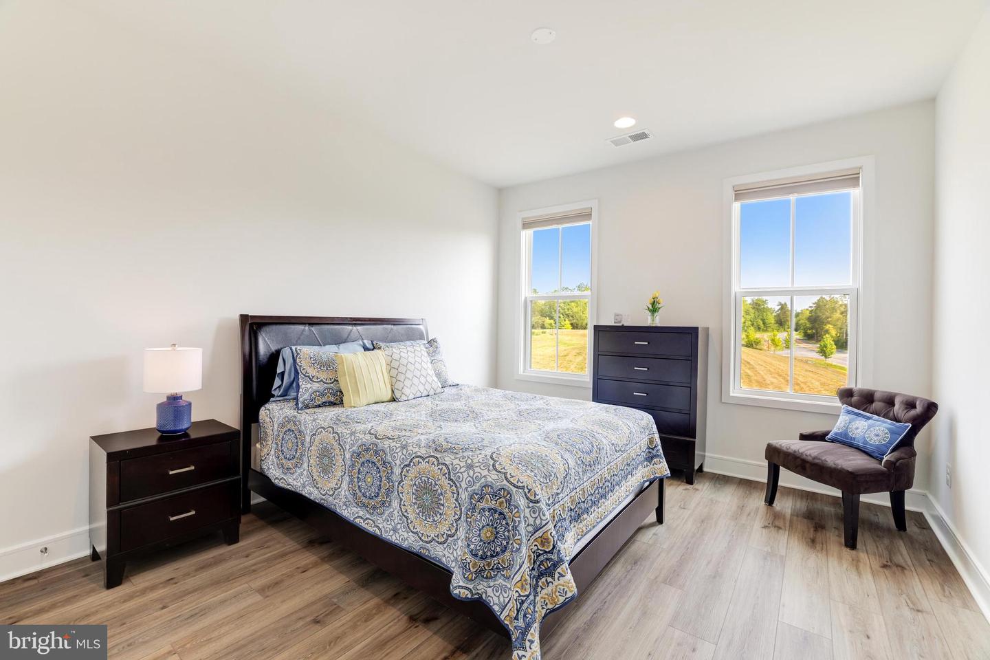 41490 BEDFORD FALLS CT, ALDIE, Virginia 20105, 5 Bedrooms Bedrooms, ,4 BathroomsBathrooms,Residential,For sale,41490 BEDFORD FALLS CT,VALO2113890 MLS # VALO2113890