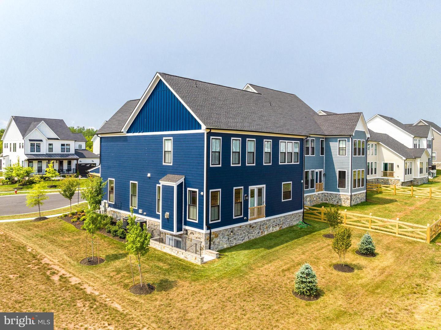 41490 BEDFORD FALLS CT, ALDIE, Virginia 20105, 5 Bedrooms Bedrooms, ,4 BathroomsBathrooms,Residential,For sale,41490 BEDFORD FALLS CT,VALO2113890 MLS # VALO2113890