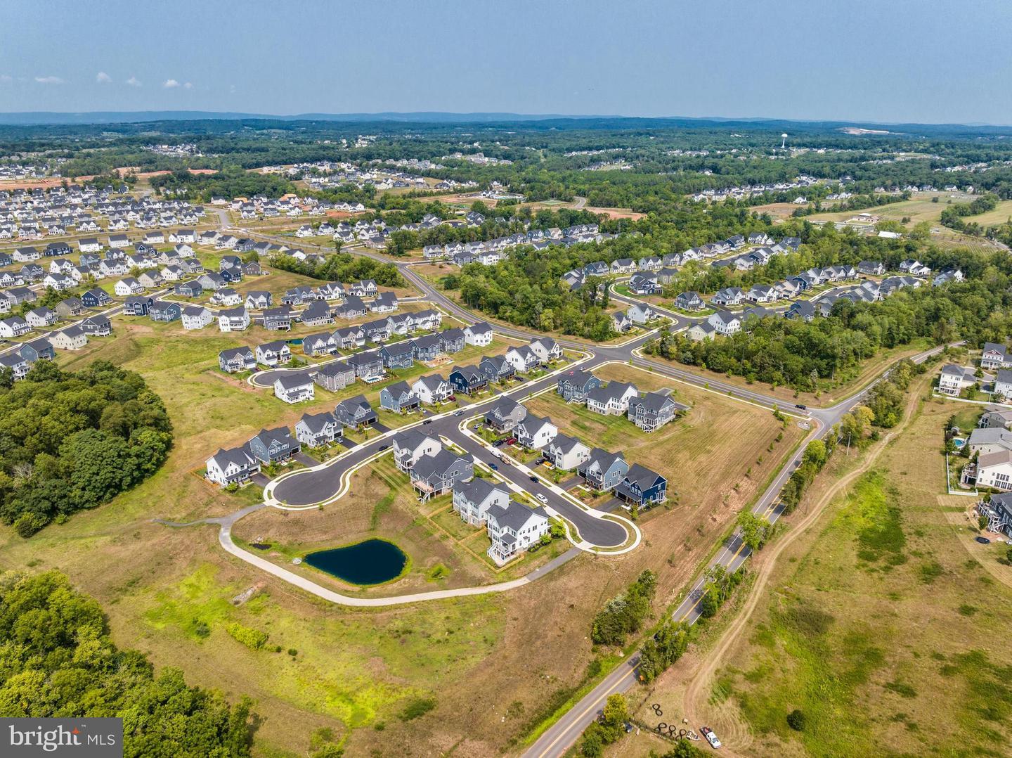 41490 BEDFORD FALLS CT, ALDIE, Virginia 20105, 5 Bedrooms Bedrooms, ,4 BathroomsBathrooms,Residential,For sale,41490 BEDFORD FALLS CT,VALO2113890 MLS # VALO2113890