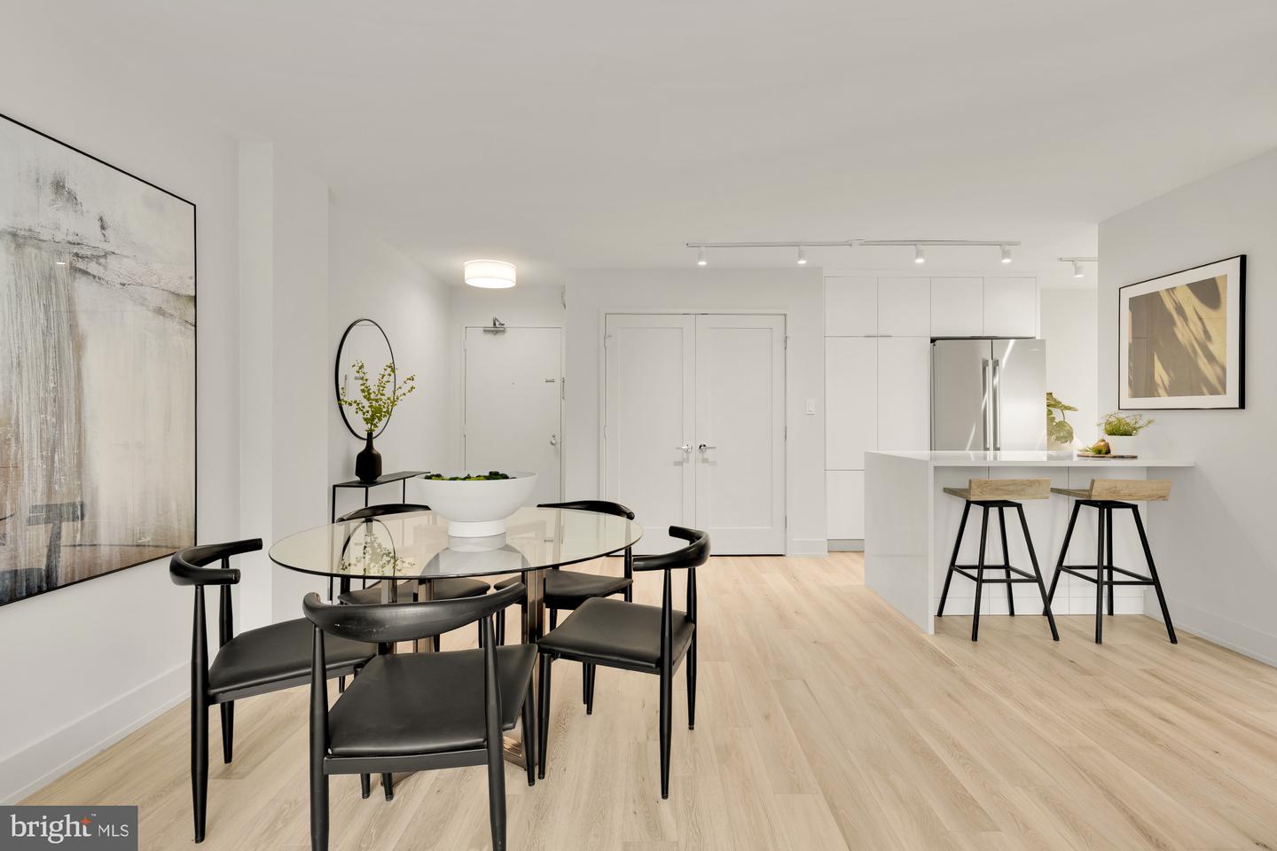 2939 VAN NESS ST NW #422, WASHINGTON, District Of Columbia 20008, 1 Bedroom Bedrooms, ,1 BathroomBathrooms,Residential,For sale,2939 VAN NESS ST NW #422,DCDC2241200 MLS # DCDC2241200