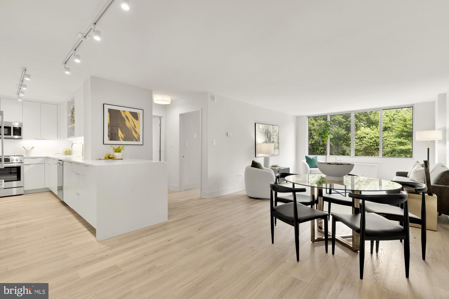 2939 VAN NESS ST NW #422, WASHINGTON, District Of Columbia 20008, 1 Bedroom Bedrooms, ,1 BathroomBathrooms,Residential,For sale,2939 VAN NESS ST NW #422,DCDC2241200 MLS # DCDC2241200