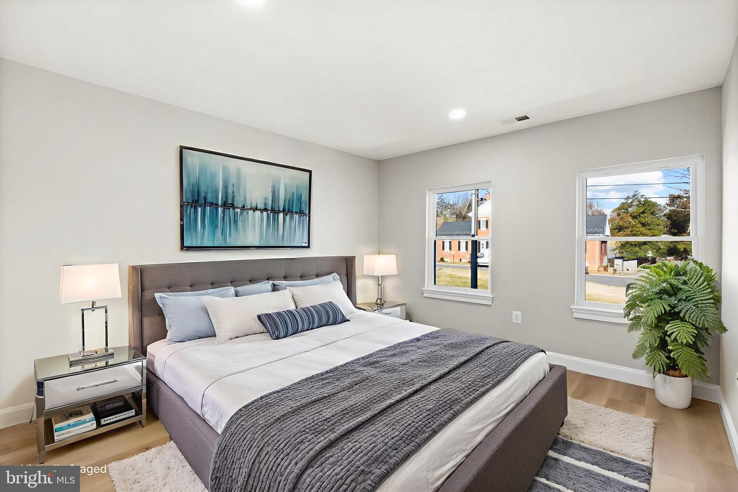 1008 LAFAYETTE BLVD, FREDERICKSBURG, Virginia 22401, 3 Bedrooms Bedrooms, 8 Rooms Rooms,2 BathroomsBathrooms,Residential,For sale,1008 LAFAYETTE BLVD,VAFB2009520 MLS # VAFB2009520