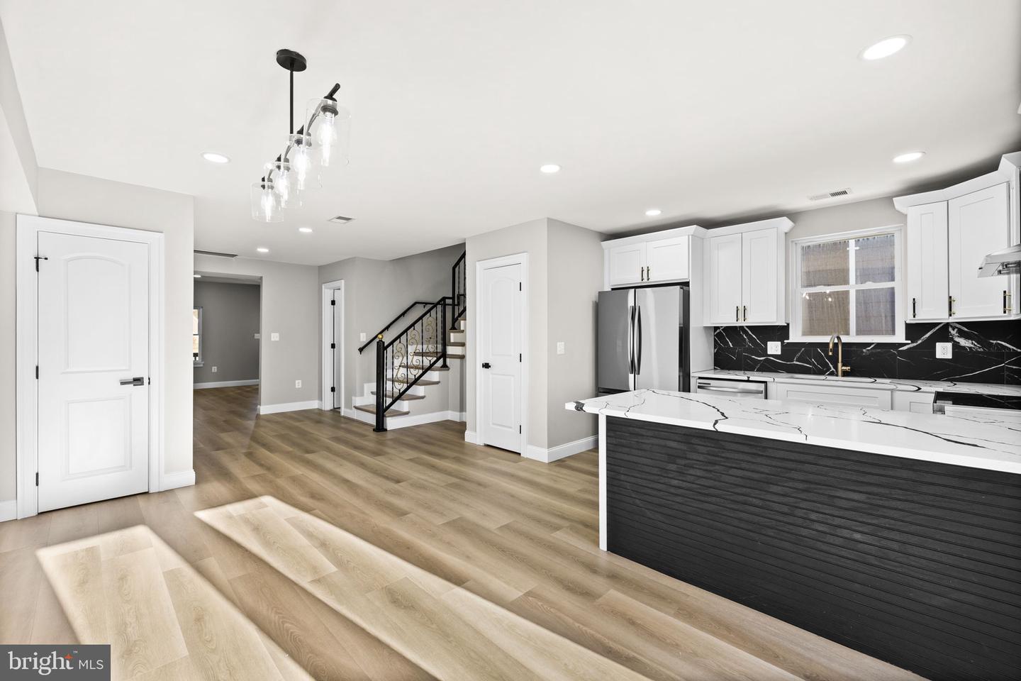 1008 LAFAYETTE BLVD, FREDERICKSBURG, Virginia 22401, 3 Bedrooms Bedrooms, 8 Rooms Rooms,2 BathroomsBathrooms,Residential,For sale,1008 LAFAYETTE BLVD,VAFB2009520 MLS # VAFB2009520