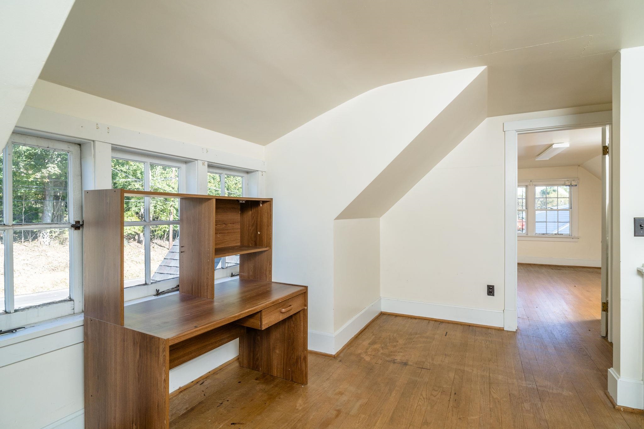 1110 CHURCHVILLE AVE, STAUNTON, Virginia 24401, ,Commercial,1110 CHURCHVILLE AVE,672440 MLS # 672440