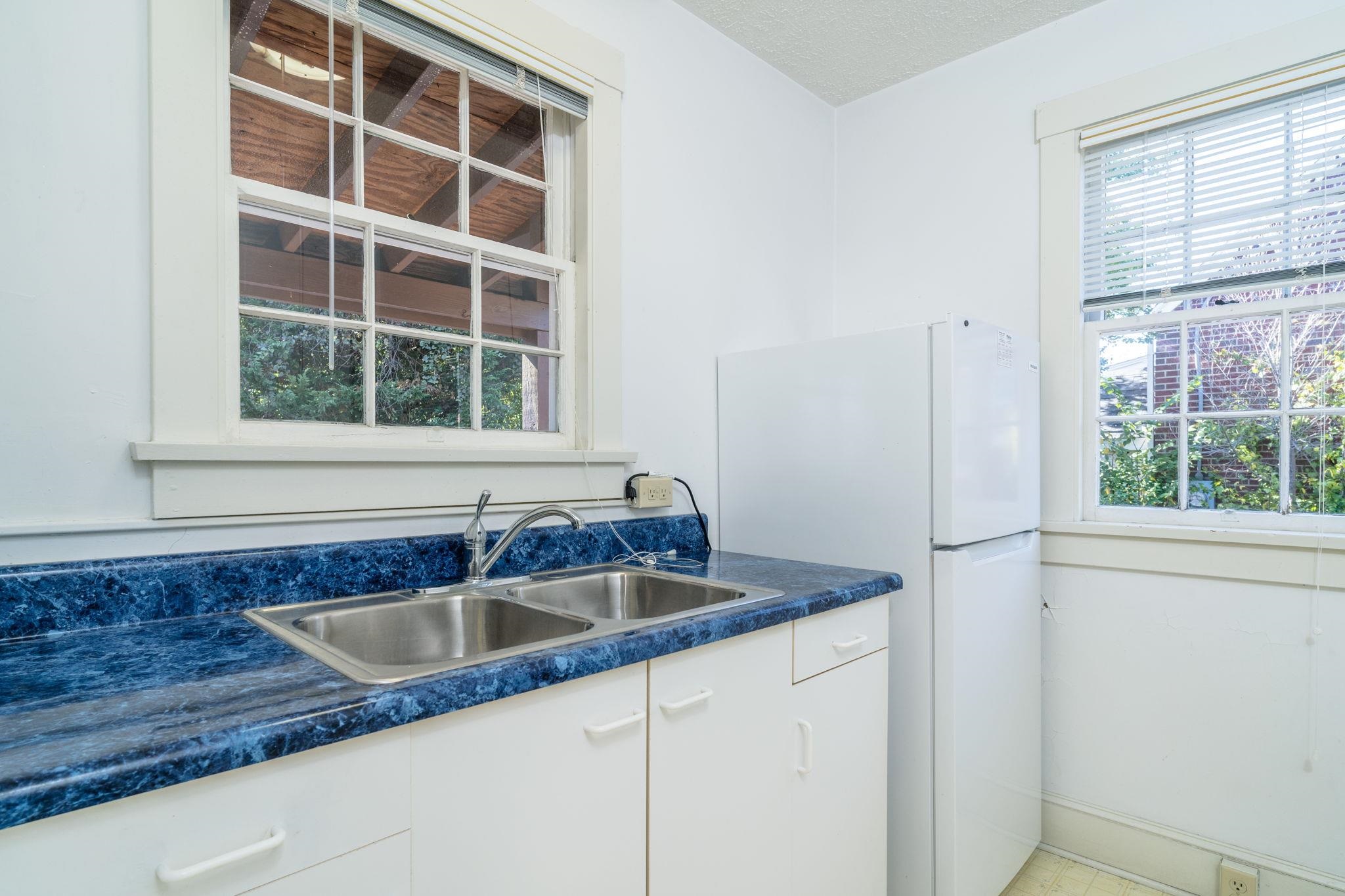 1110 CHURCHVILLE AVE, STAUNTON, Virginia 24401, ,Commercial,1110 CHURCHVILLE AVE,672440 MLS # 672440