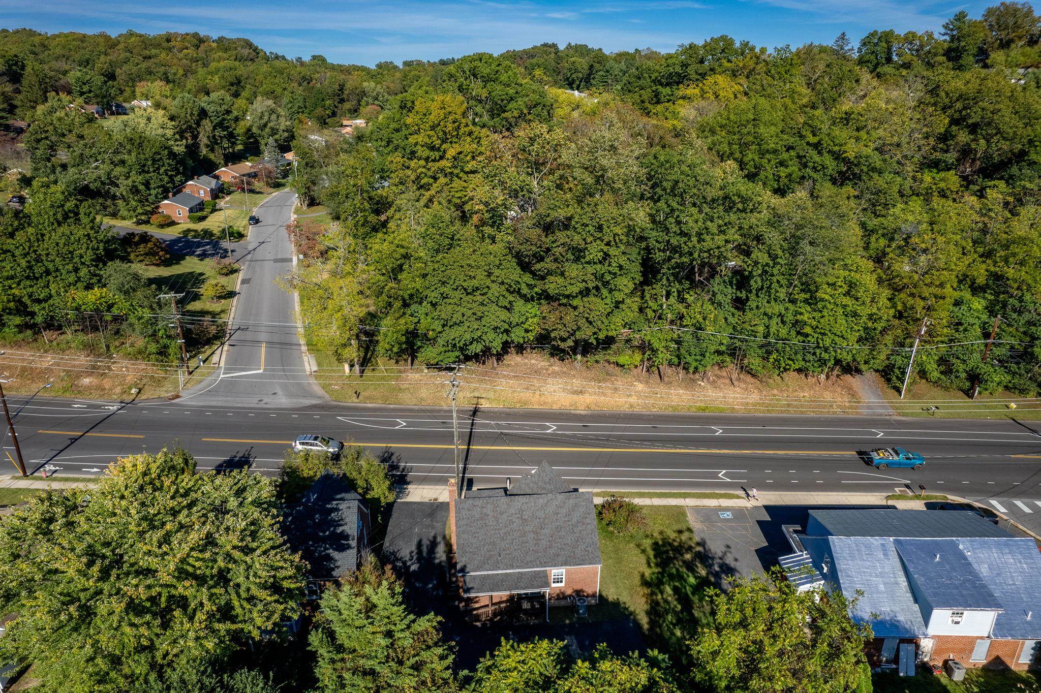 1110 CHURCHVILLE AVE, STAUNTON, Virginia 24401, ,Commercial,1110 CHURCHVILLE AVE,672440 MLS # 672440