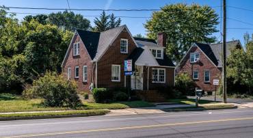 1110 CHURCHVILLE AVE, STAUNTON, Virginia 24401, ,Commercial,1110 CHURCHVILLE AVE,672440 MLS # 672440