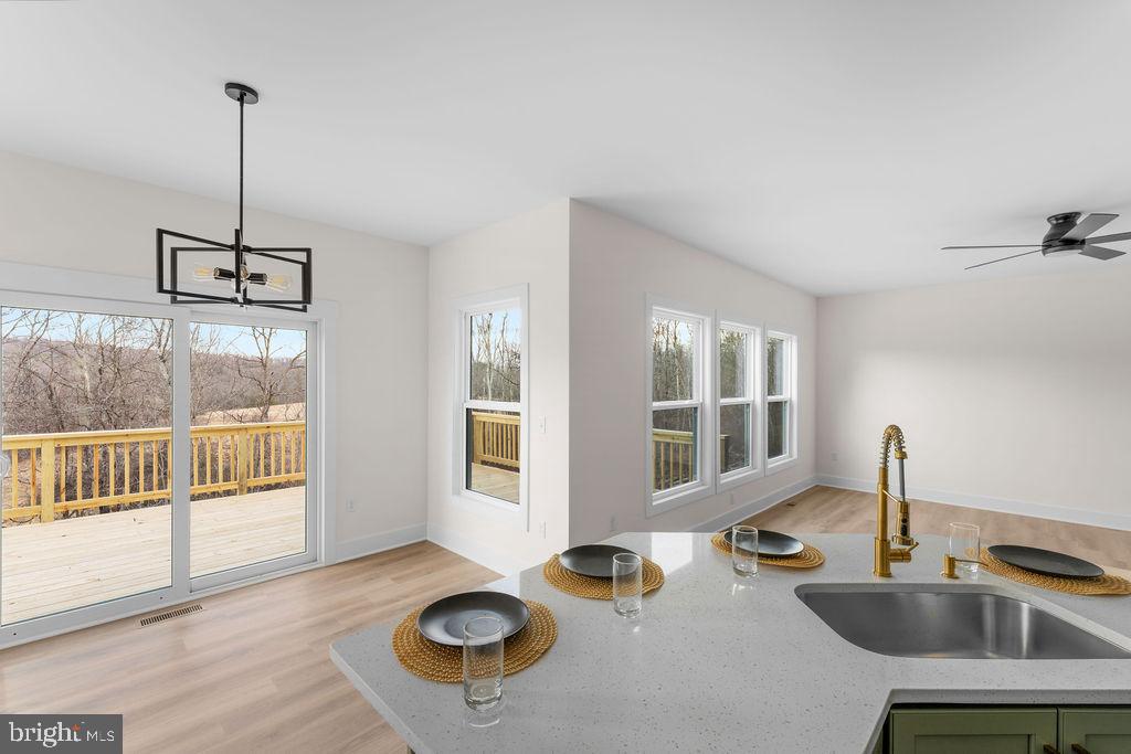 1086 REYNOLDS ROAD, CROSS JUNCTION, Virginia 22625, 4 Bedrooms Bedrooms, ,2 BathroomsBathrooms,Residential,For sale,1086 REYNOLDS ROAD,VAFV2036552 MLS # VAFV2036552