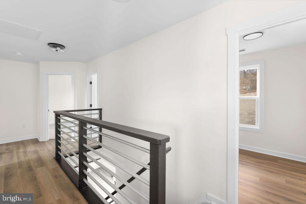 1086 REYNOLDS ROAD, CROSS JUNCTION, Virginia 22625, 4 Bedrooms Bedrooms, ,2 BathroomsBathrooms,Residential,For sale,1086 REYNOLDS ROAD,VAFV2036552 MLS # VAFV2036552