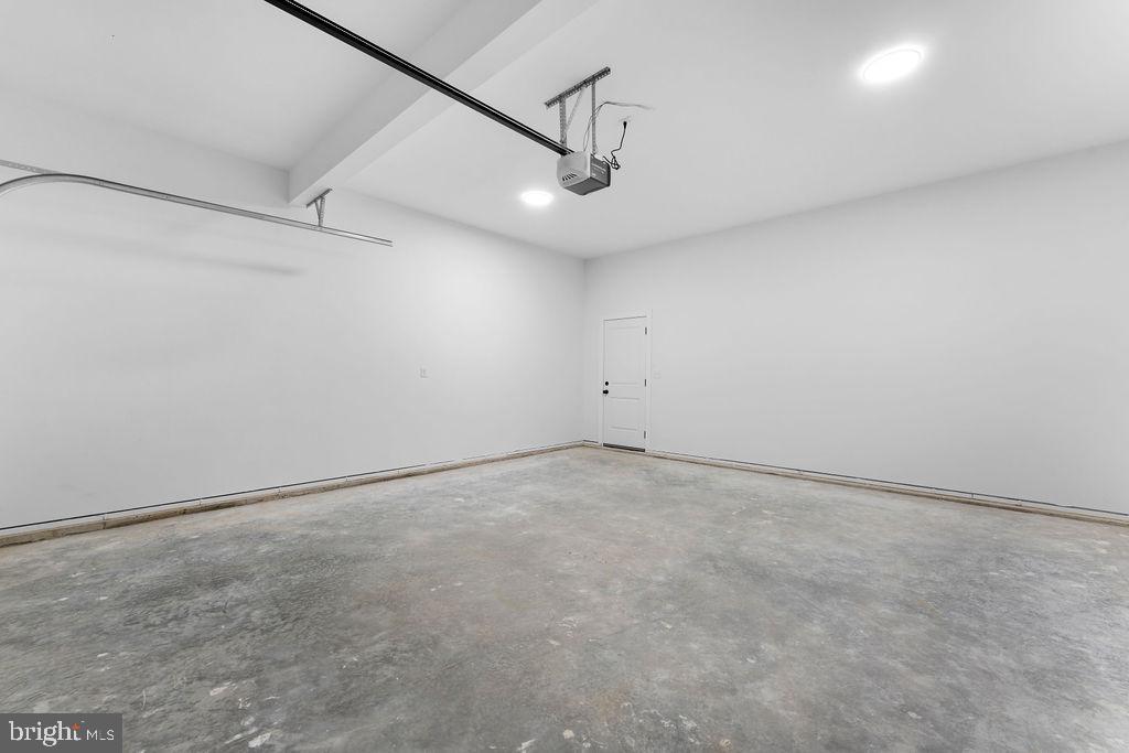 1086 REYNOLDS ROAD, CROSS JUNCTION, Virginia 22625, 4 Bedrooms Bedrooms, ,2 BathroomsBathrooms,Residential,For sale,1086 REYNOLDS ROAD,VAFV2036552 MLS # VAFV2036552