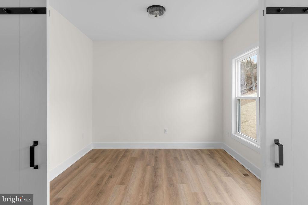 1086 REYNOLDS ROAD, CROSS JUNCTION, Virginia 22625, 4 Bedrooms Bedrooms, ,2 BathroomsBathrooms,Residential,For sale,1086 REYNOLDS ROAD,VAFV2036552 MLS # VAFV2036552