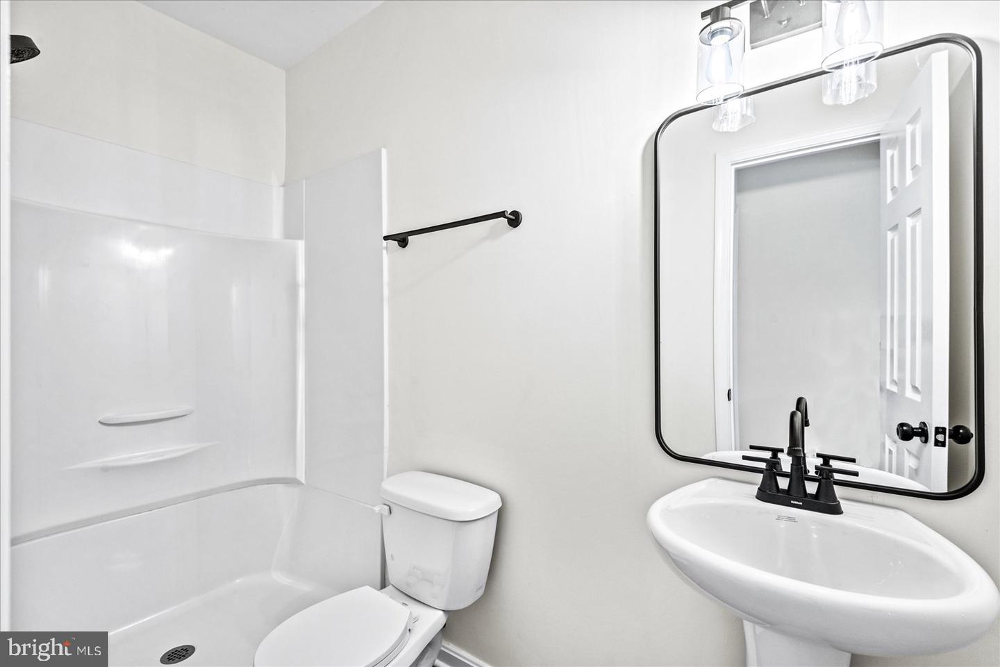 15507 HETH DR, MINERAL, Virginia 23117, 4 Bedrooms Bedrooms, ,4 BathroomsBathrooms,Residential,For sale,15507 HETH DR,VASP2036314 MLS # VASP2036314