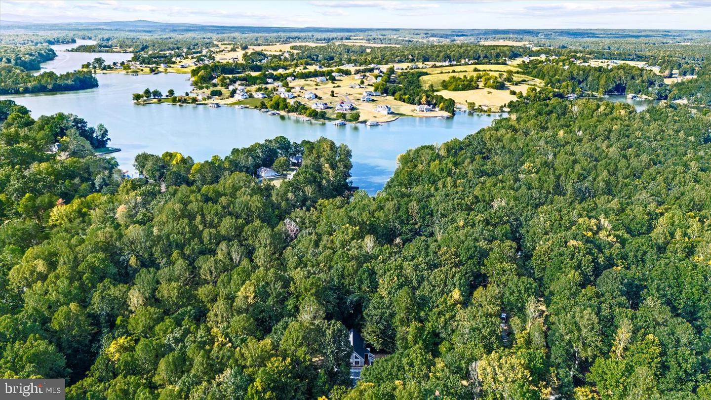 15507 HETH DR, MINERAL, Virginia 23117, 4 Bedrooms Bedrooms, ,4 BathroomsBathrooms,Residential,For sale,15507 HETH DR,VASP2036314 MLS # VASP2036314