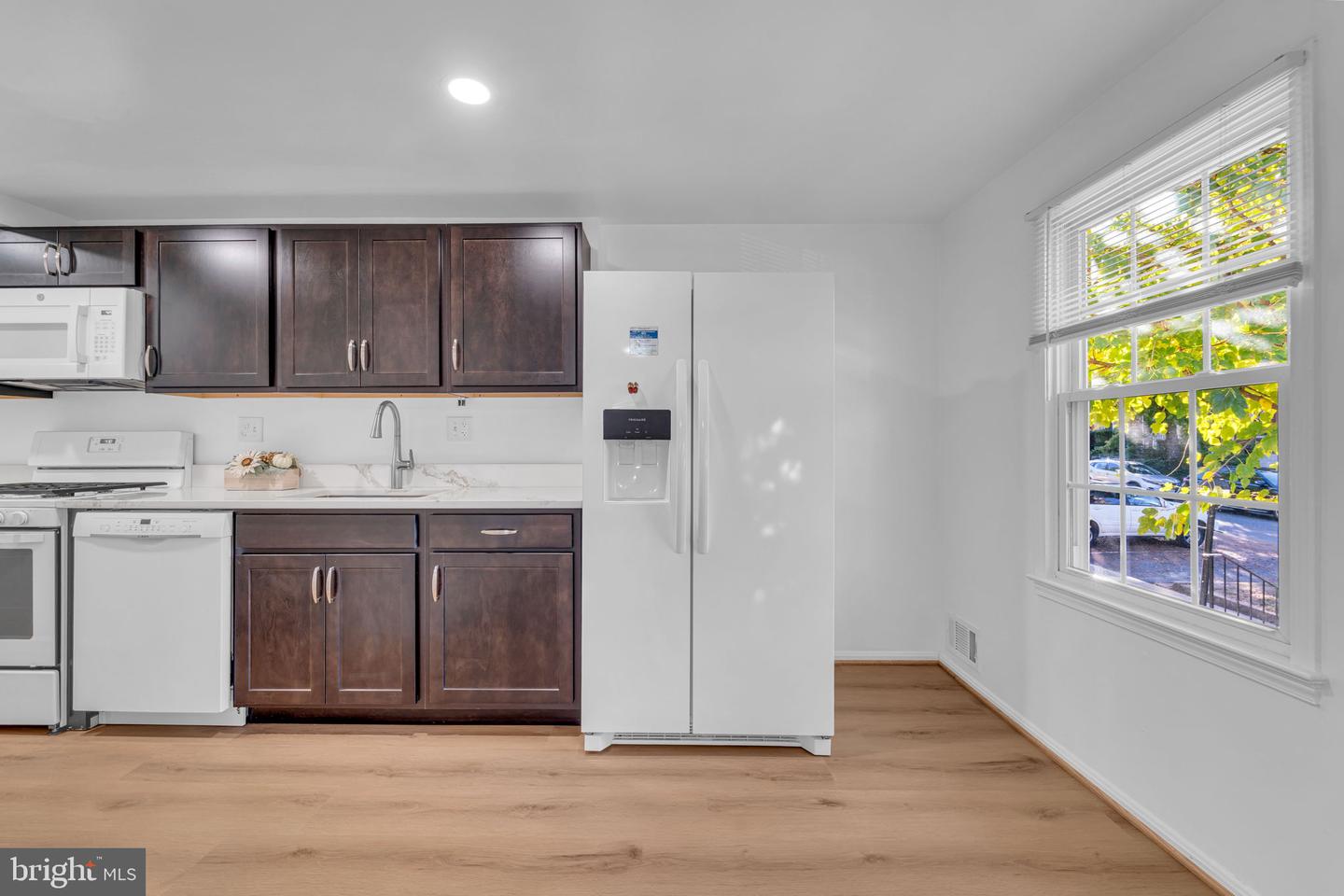 13115 VINEYARD WAY, WOODBRIDGE, Virginia 22191, 4 Bedrooms Bedrooms, ,3 BathroomsBathrooms,Residential,For sale,13115 VINEYARD WAY,VAPW2105840 MLS # VAPW2105840