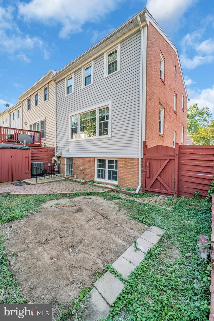 13115 VINEYARD WAY, WOODBRIDGE, Virginia 22191, 4 Bedrooms Bedrooms, ,3 BathroomsBathrooms,Residential,For sale,13115 VINEYARD WAY,VAPW2105840 MLS # VAPW2105840