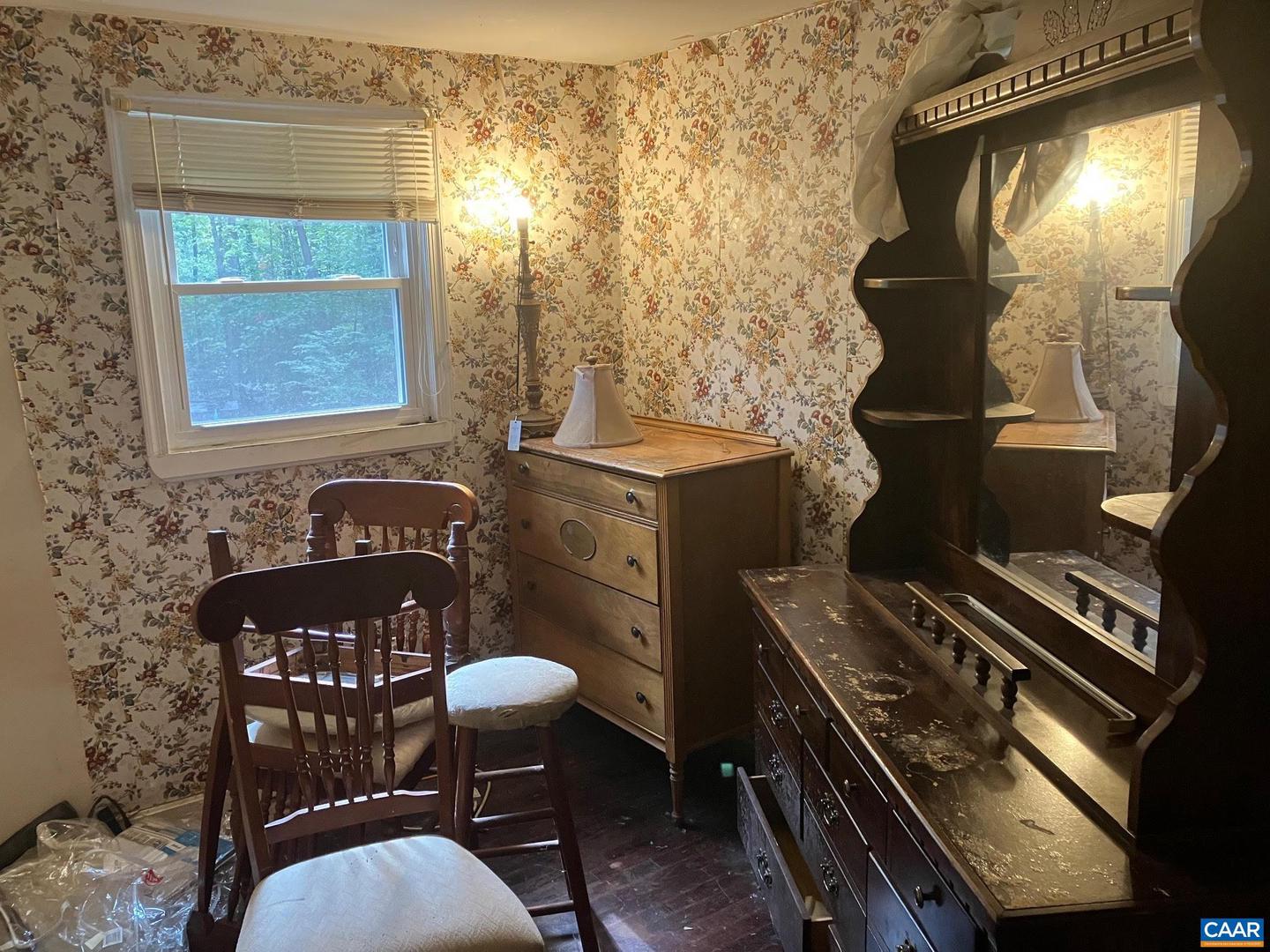 8203 CHESTNUT GROVE RD, ESMONT, Virginia 22937, 3 Bedrooms Bedrooms, ,1 BathroomBathrooms,Residential,For sale,8203 CHESTNUT GROVE RD,670070 MLS # 670070