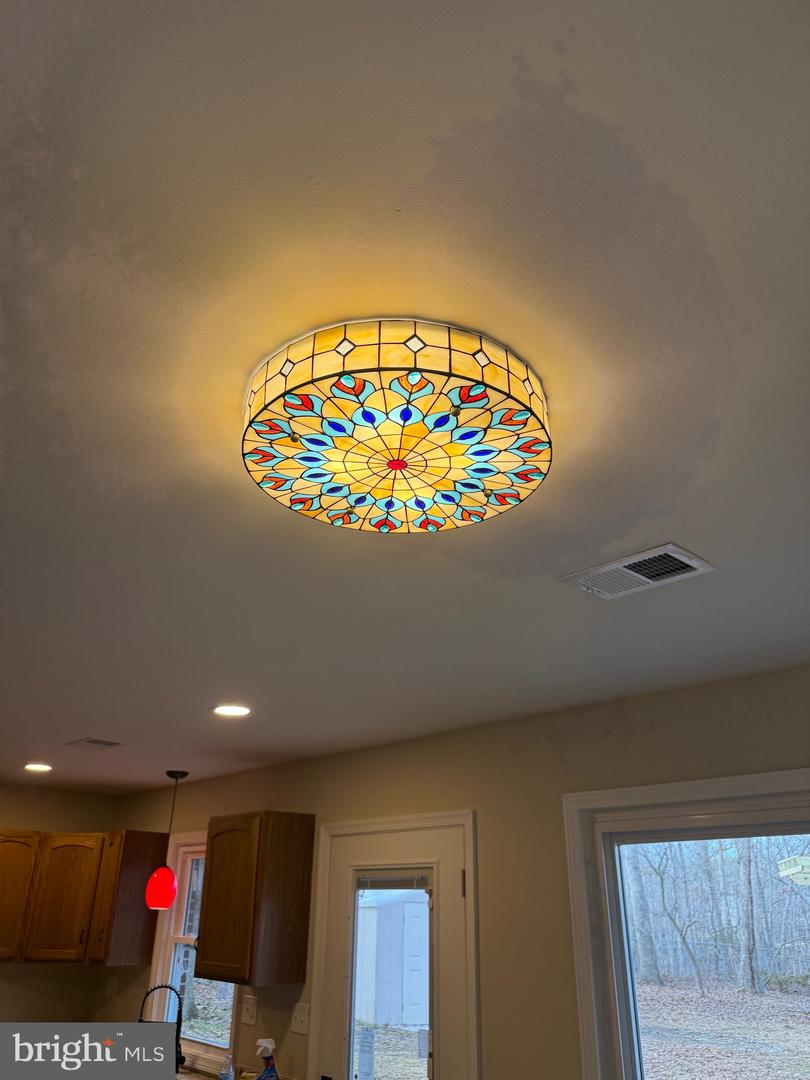 3903 SWANSON CT, FREDERICKSBURG, Virginia 22408, 4 Bedrooms Bedrooms, ,2 BathroomsBathrooms,Residential,For sale,3903 SWANSON CT,VASP2037136 MLS # VASP2037136