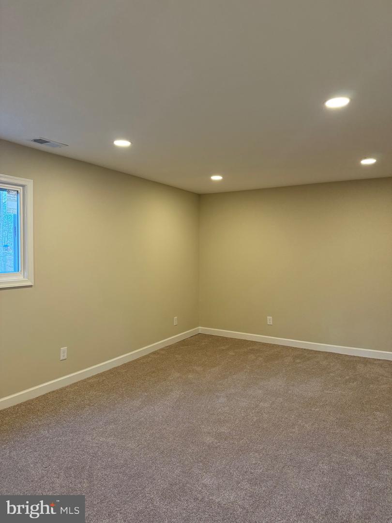 3903 SWANSON CT, FREDERICKSBURG, Virginia 22408, 4 Bedrooms Bedrooms, ,2 BathroomsBathrooms,Residential,For sale,3903 SWANSON CT,VASP2037136 MLS # VASP2037136