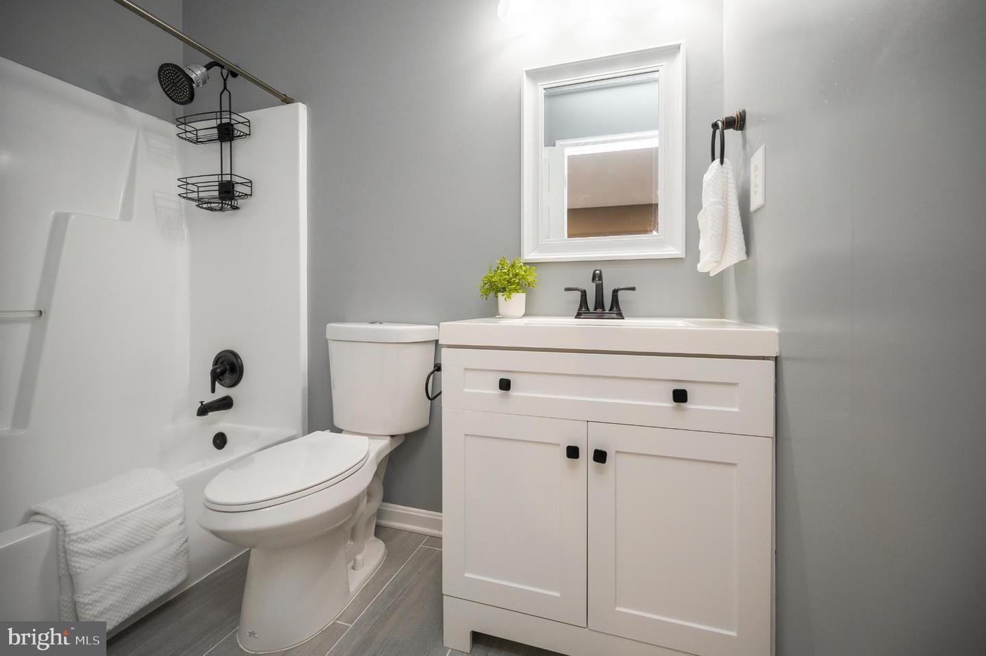 12503 FLOCK CT, SPOTSYLVANIA, Virginia 22551, 4 Bedrooms Bedrooms, 9 Rooms Rooms,3 BathroomsBathrooms,Residential,For sale,12503 FLOCK CT,VASP2037162 MLS # VASP2037162