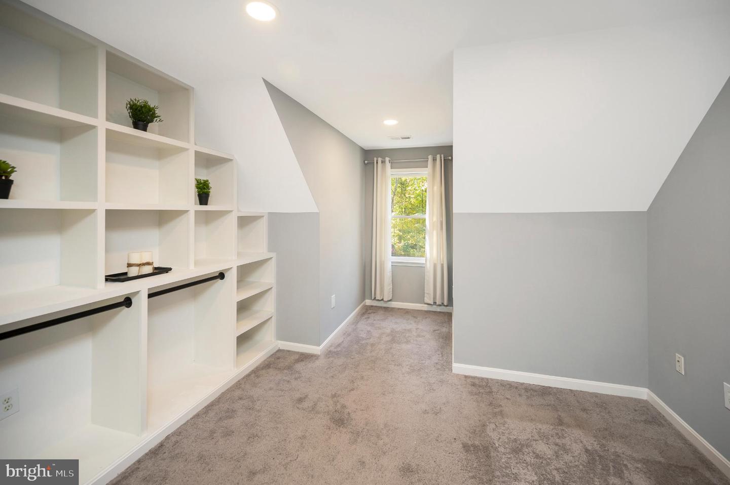 12503 FLOCK CT, SPOTSYLVANIA, Virginia 22551, 4 Bedrooms Bedrooms, 9 Rooms Rooms,3 BathroomsBathrooms,Residential,For sale,12503 FLOCK CT,VASP2037162 MLS # VASP2037162