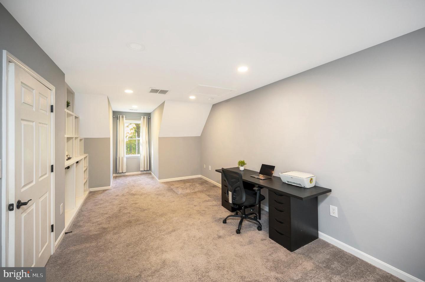 12503 FLOCK CT, SPOTSYLVANIA, Virginia 22551, 4 Bedrooms Bedrooms, 9 Rooms Rooms,3 BathroomsBathrooms,Residential,For sale,12503 FLOCK CT,VASP2037162 MLS # VASP2037162