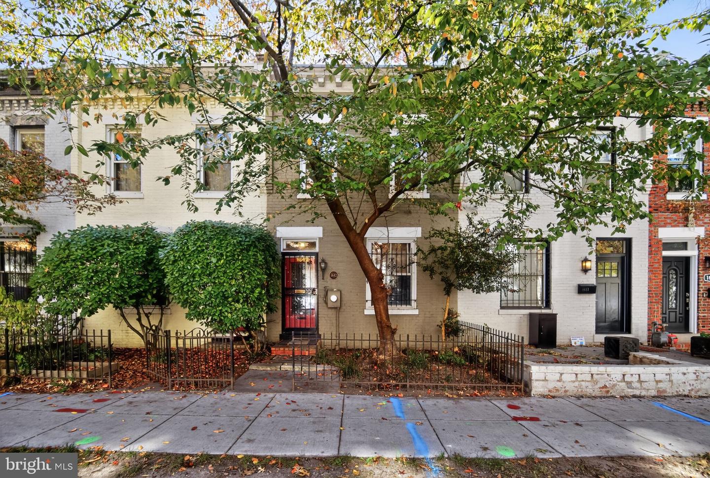 1642 FLORIDA AVE NW, WASHINGTON, District Of Columbia 20009, 3 Bedrooms Bedrooms, ,1 BathroomBathrooms,Residential,For sale,1642 FLORIDA AVE NW,DCDC2229020 MLS # DCDC2229020