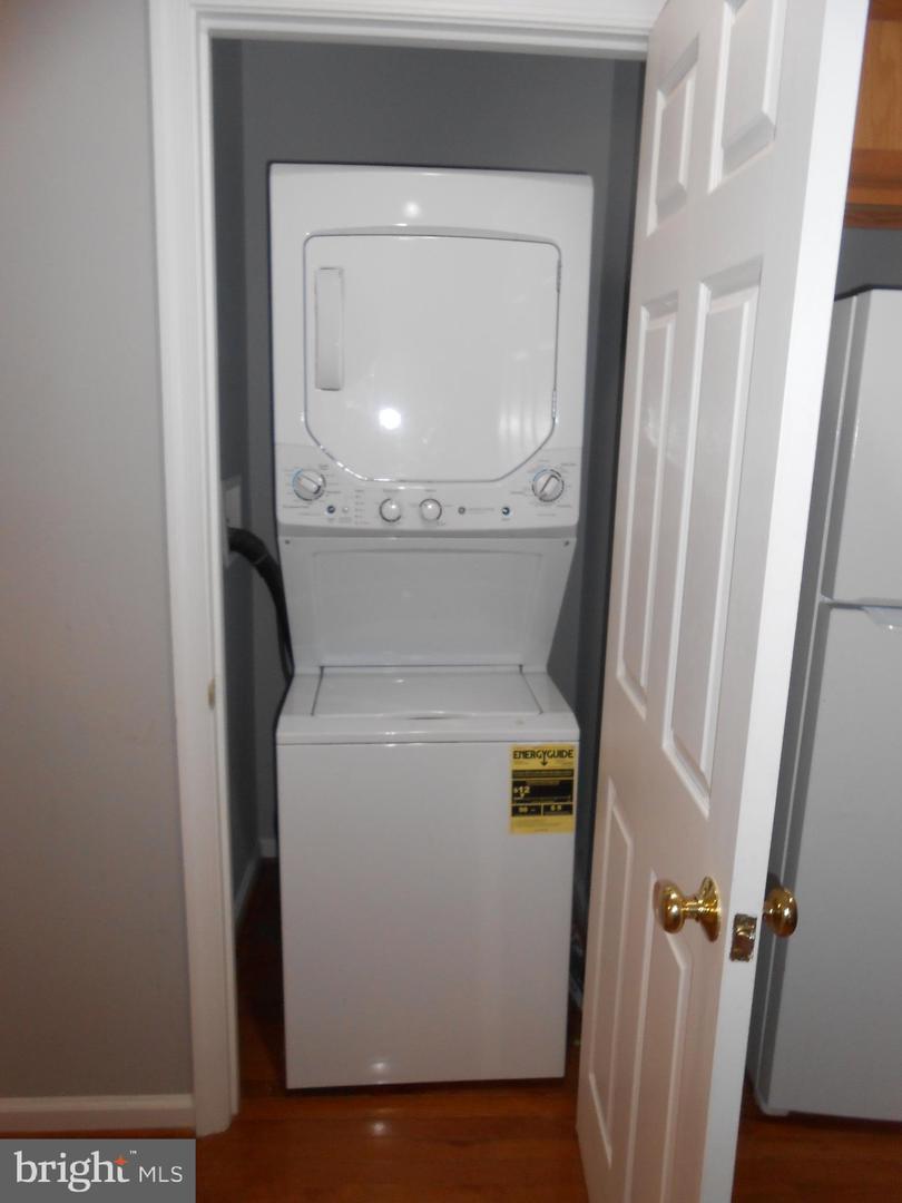 207 EASTSIDE, WINCHESTER, Virginia 22602, 4 Bedrooms Bedrooms, ,3 BathroomsBathrooms,Residential,For sale,207 EASTSIDE,VAFV2037926 MLS # VAFV2037926 207 EASTSIDE, WINCHESTER, Virginia 22602, 4 Bedrooms Bedrooms, ,3 BathroomsBathrooms,Residential,For sale,207 EASTSIDE,VAFV2037926 MLS # VAFV2037926