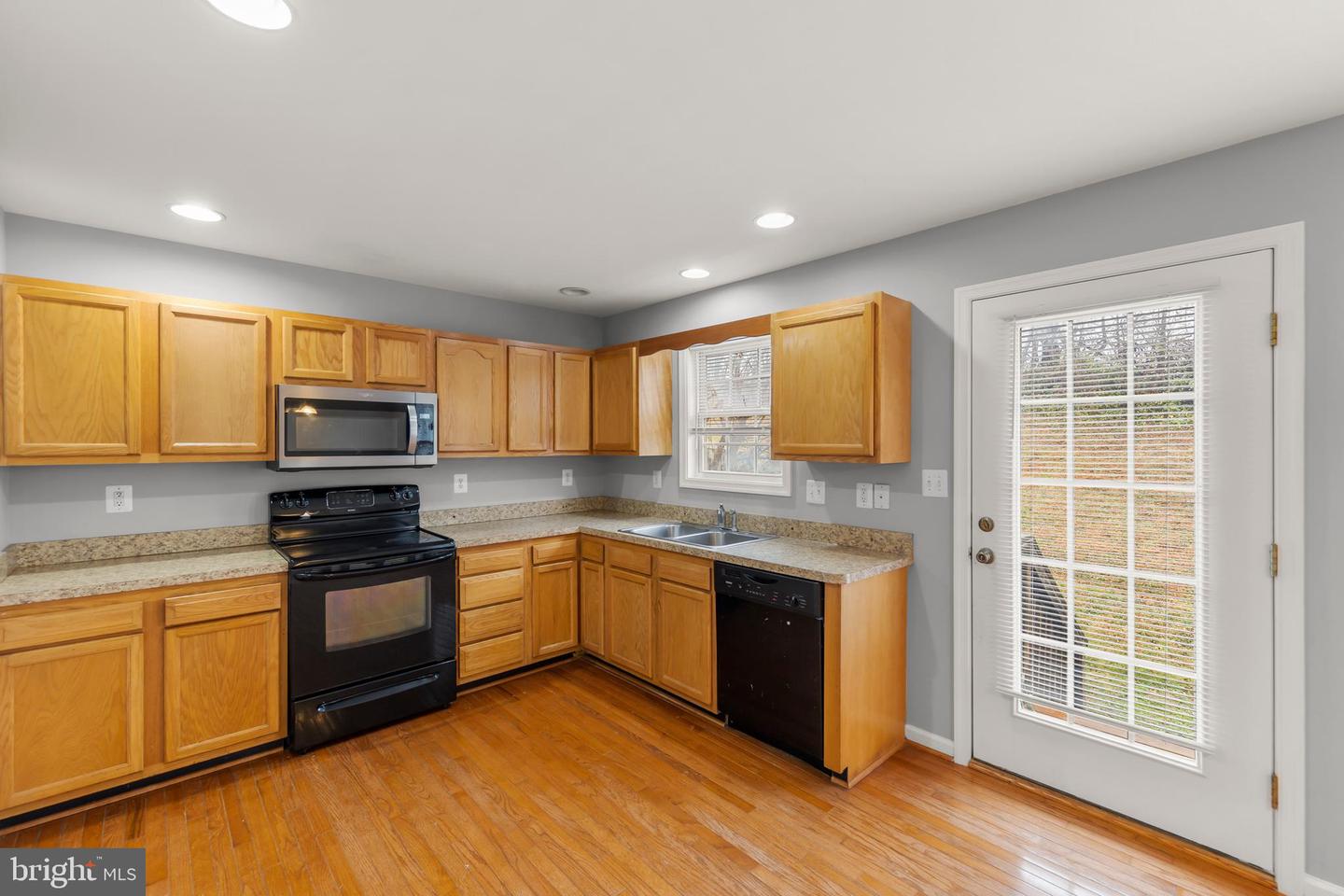 207 EASTSIDE, WINCHESTER, Virginia 22602, 4 Bedrooms Bedrooms, ,3 BathroomsBathrooms,Residential,For sale,207 EASTSIDE,VAFV2037926 MLS # VAFV2037926 207 EASTSIDE, WINCHESTER, Virginia 22602, 4 Bedrooms Bedrooms, ,3 BathroomsBathrooms,Residential,For sale,207 EASTSIDE,VAFV2037926 MLS # VAFV2037926