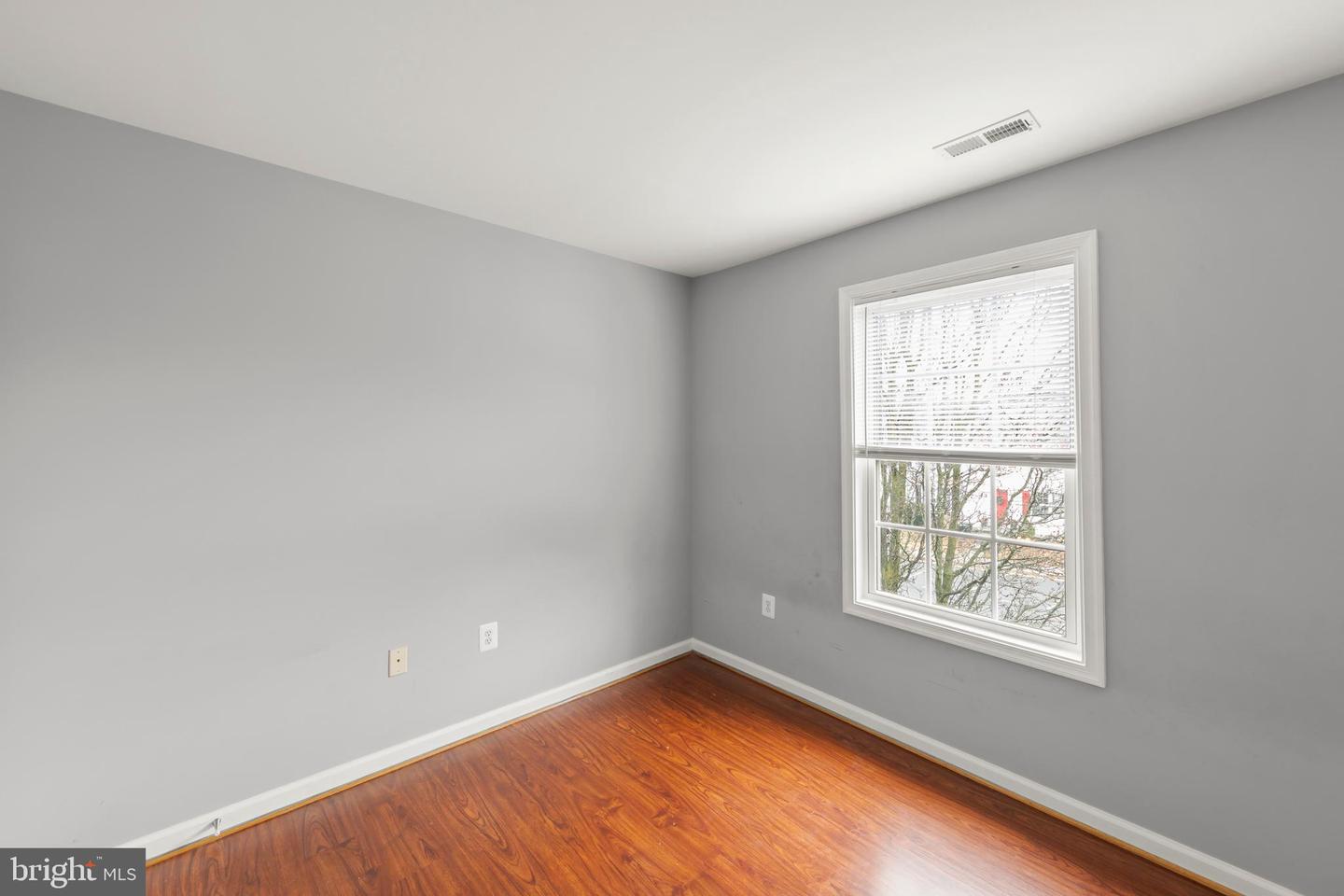 207 EASTSIDE, WINCHESTER, Virginia 22602, 4 Bedrooms Bedrooms, ,3 BathroomsBathrooms,Residential,For sale,207 EASTSIDE,VAFV2037926 MLS # VAFV2037926 207 EASTSIDE, WINCHESTER, Virginia 22602, 4 Bedrooms Bedrooms, ,3 BathroomsBathrooms,Residential,For sale,207 EASTSIDE,VAFV2037926 MLS # VAFV2037926