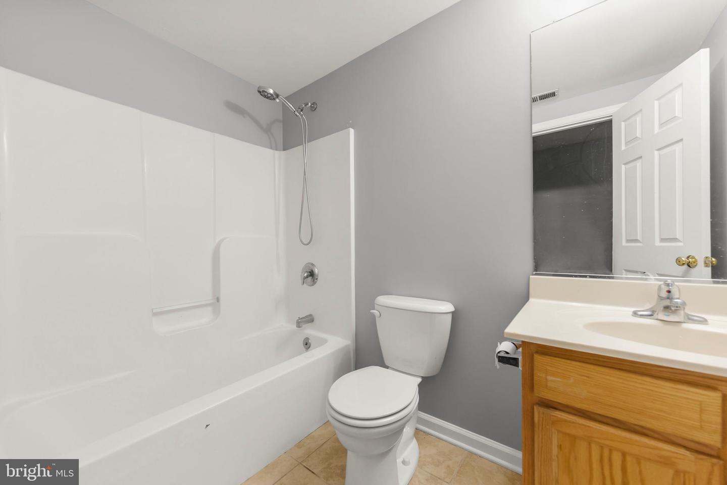 207 EASTSIDE, WINCHESTER, Virginia 22602, 4 Bedrooms Bedrooms, ,3 BathroomsBathrooms,Residential,For sale,207 EASTSIDE,VAFV2037926 MLS # VAFV2037926 207 EASTSIDE, WINCHESTER, Virginia 22602, 4 Bedrooms Bedrooms, ,3 BathroomsBathrooms,Residential,For sale,207 EASTSIDE,VAFV2037926 MLS # VAFV2037926