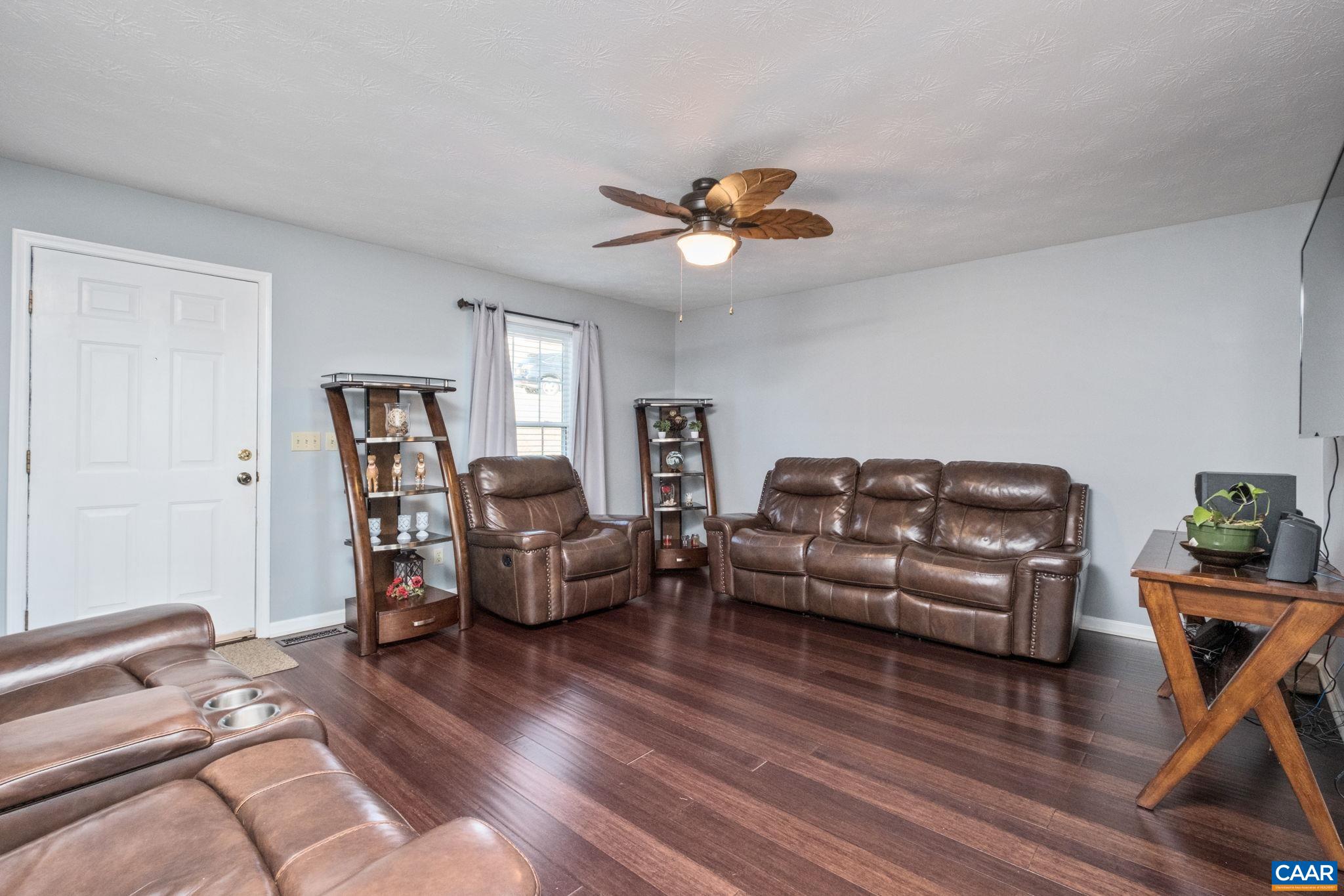 619 ESSEX DR, STAUNTON, Virginia 24401, 3 Bedrooms Bedrooms, ,2 BathroomsBathrooms,Residential,619 ESSEX DR,671771 MLS # 671771