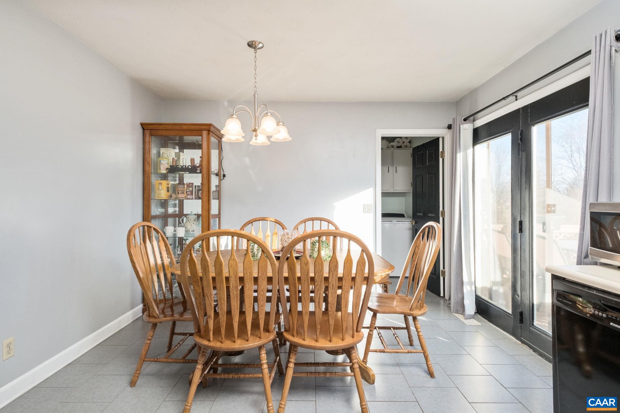 619 ESSEX DR, STAUNTON, Virginia 24401, 3 Bedrooms Bedrooms, ,2 BathroomsBathrooms,Residential,619 ESSEX DR,671771 MLS # 671771