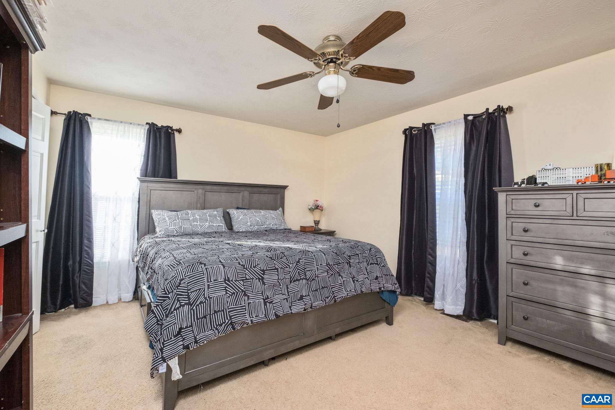 619 ESSEX DR, STAUNTON, Virginia 24401, 3 Bedrooms Bedrooms, ,2 BathroomsBathrooms,Residential,619 ESSEX DR,671771 MLS # 671771