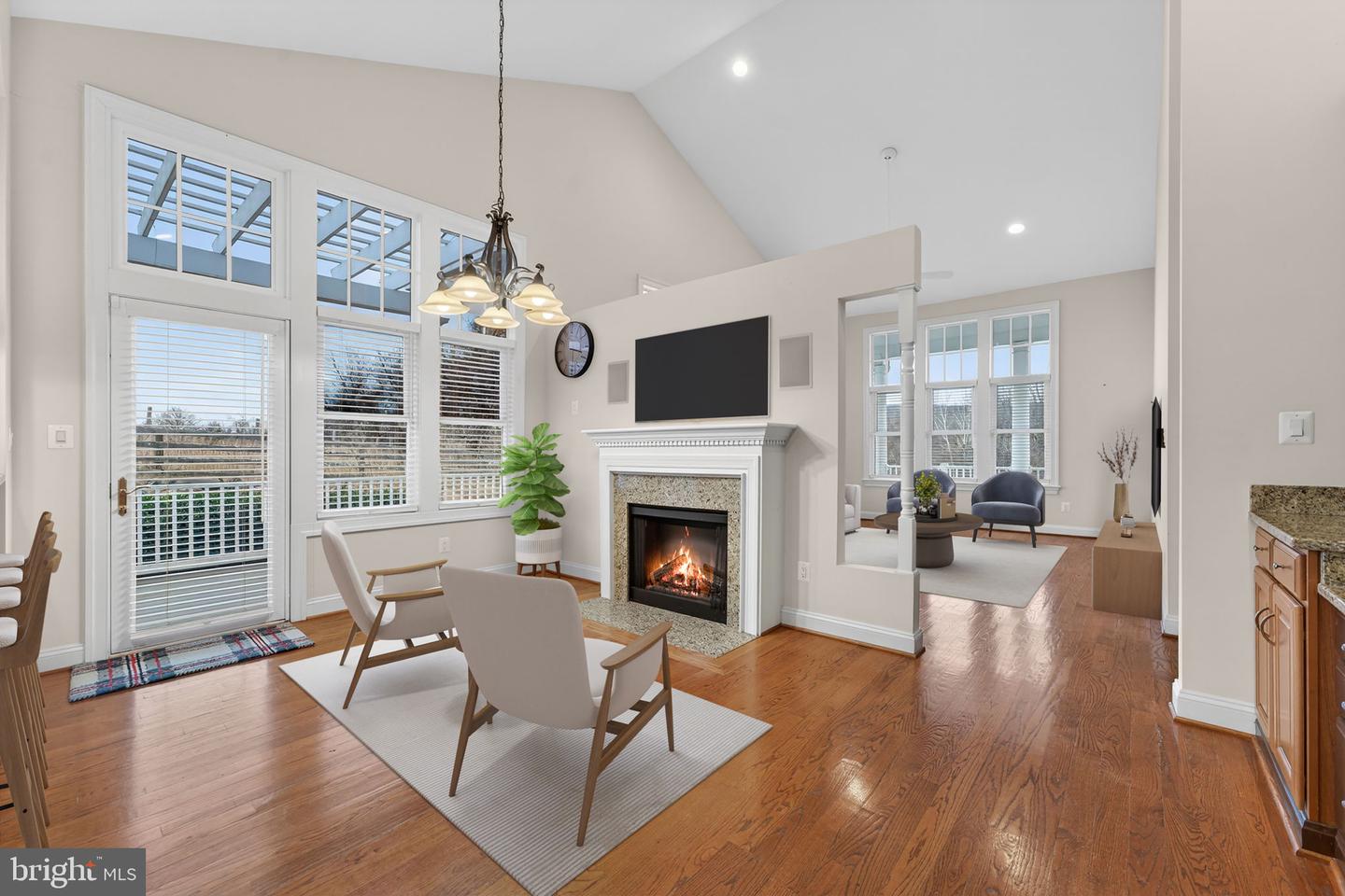 35047 SNICKERSVILLE TPKE, ROUND HILL, Virginia 20141, 4 Bedrooms Bedrooms, ,4 BathroomsBathrooms,Residential,For sale,35047 SNICKERSVILLE TPKE,VALO2111172 MLS # VALO2111172