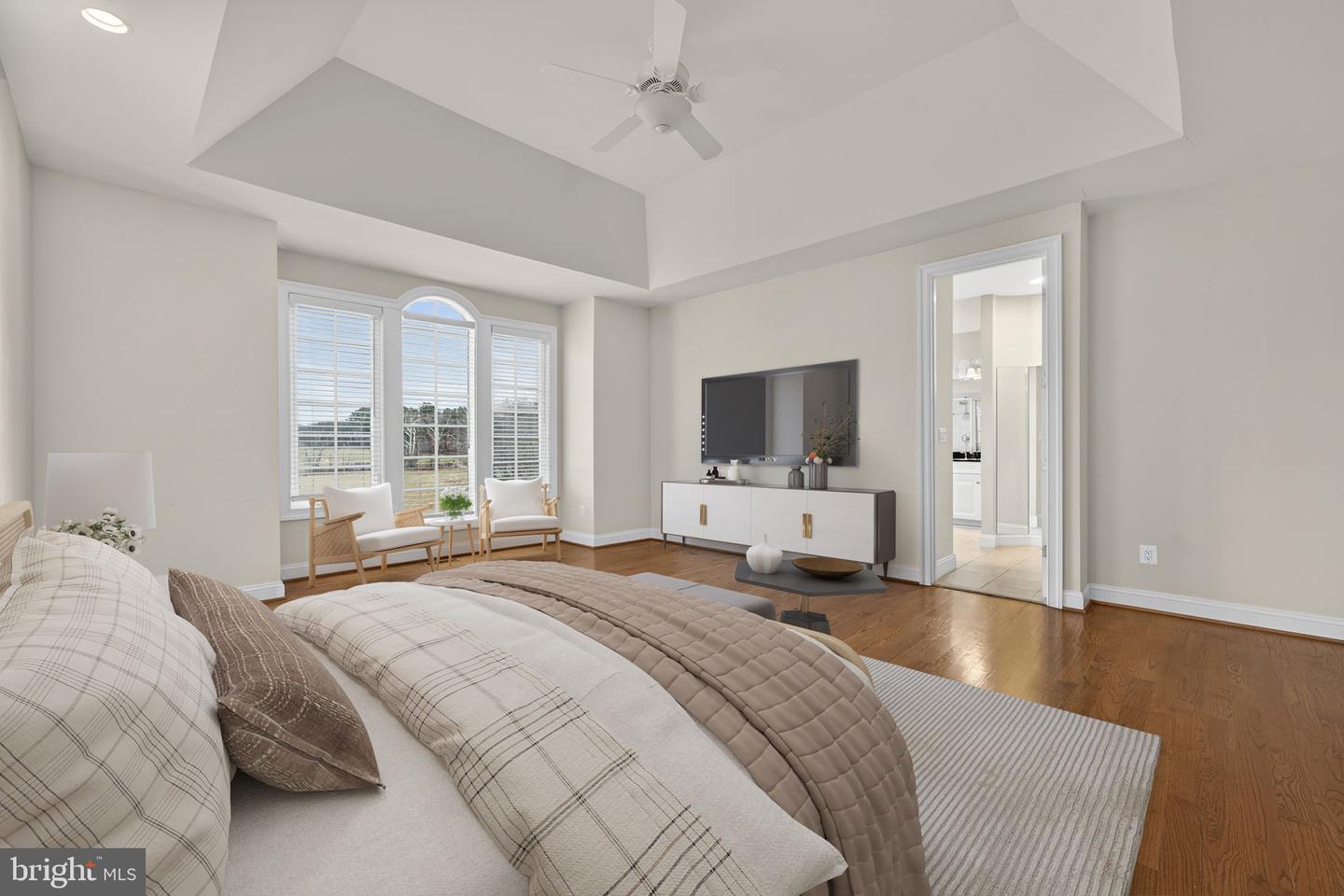 35047 SNICKERSVILLE TPKE, ROUND HILL, Virginia 20141, 4 Bedrooms Bedrooms, ,4 BathroomsBathrooms,Residential,For sale,35047 SNICKERSVILLE TPKE,VALO2111172 MLS # VALO2111172