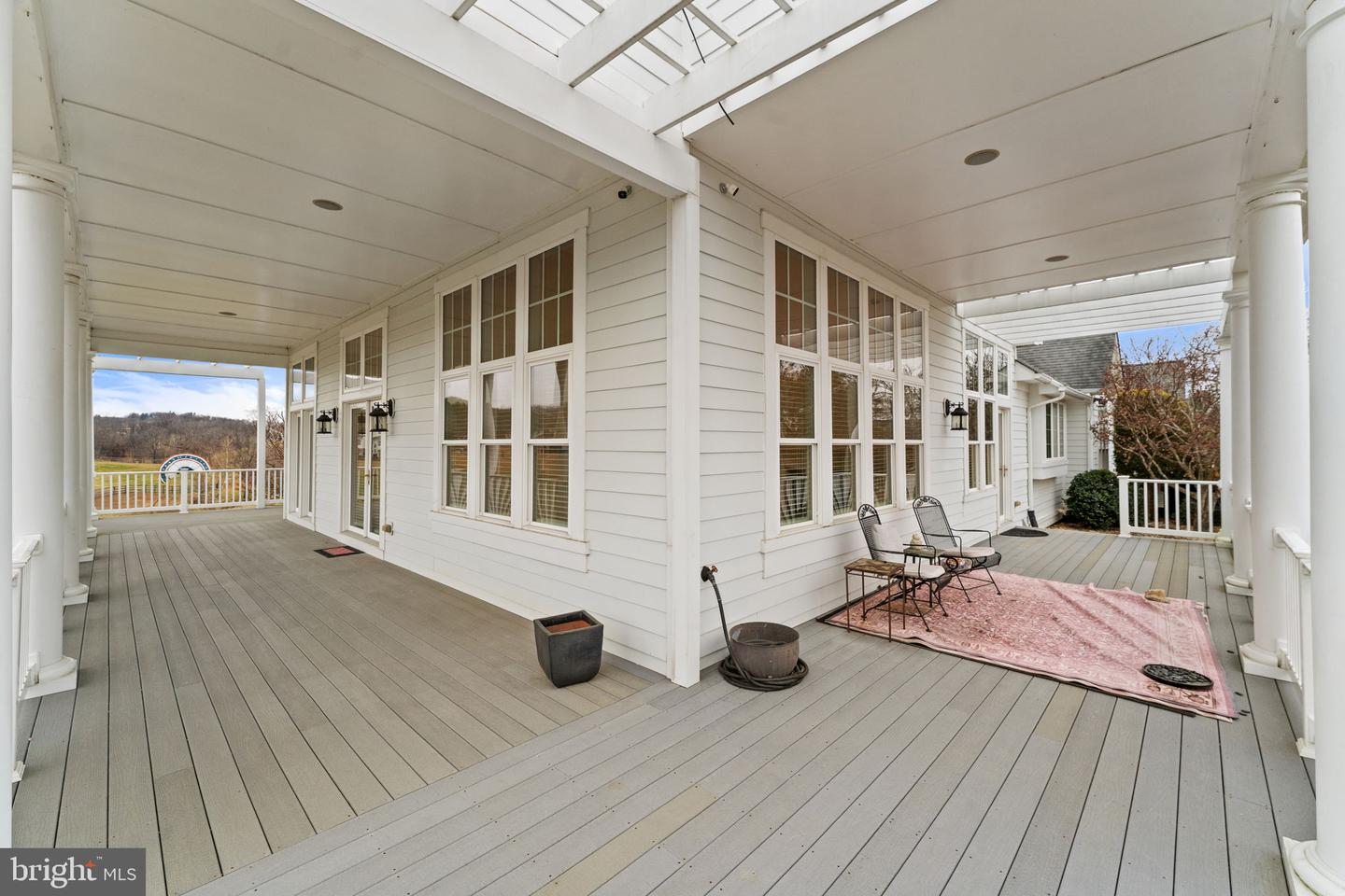 35047 SNICKERSVILLE TPKE, ROUND HILL, Virginia 20141, 4 Bedrooms Bedrooms, ,4 BathroomsBathrooms,Residential,For sale,35047 SNICKERSVILLE TPKE,VALO2111172 MLS # VALO2111172