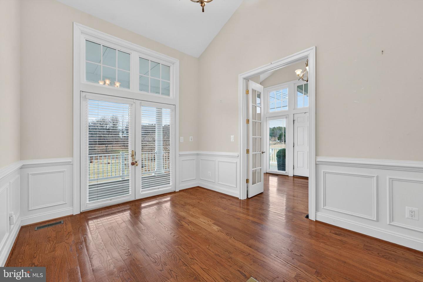 35047 SNICKERSVILLE TPKE, ROUND HILL, Virginia 20141, 4 Bedrooms Bedrooms, ,4 BathroomsBathrooms,Residential,For sale,35047 SNICKERSVILLE TPKE,VALO2111172 MLS # VALO2111172