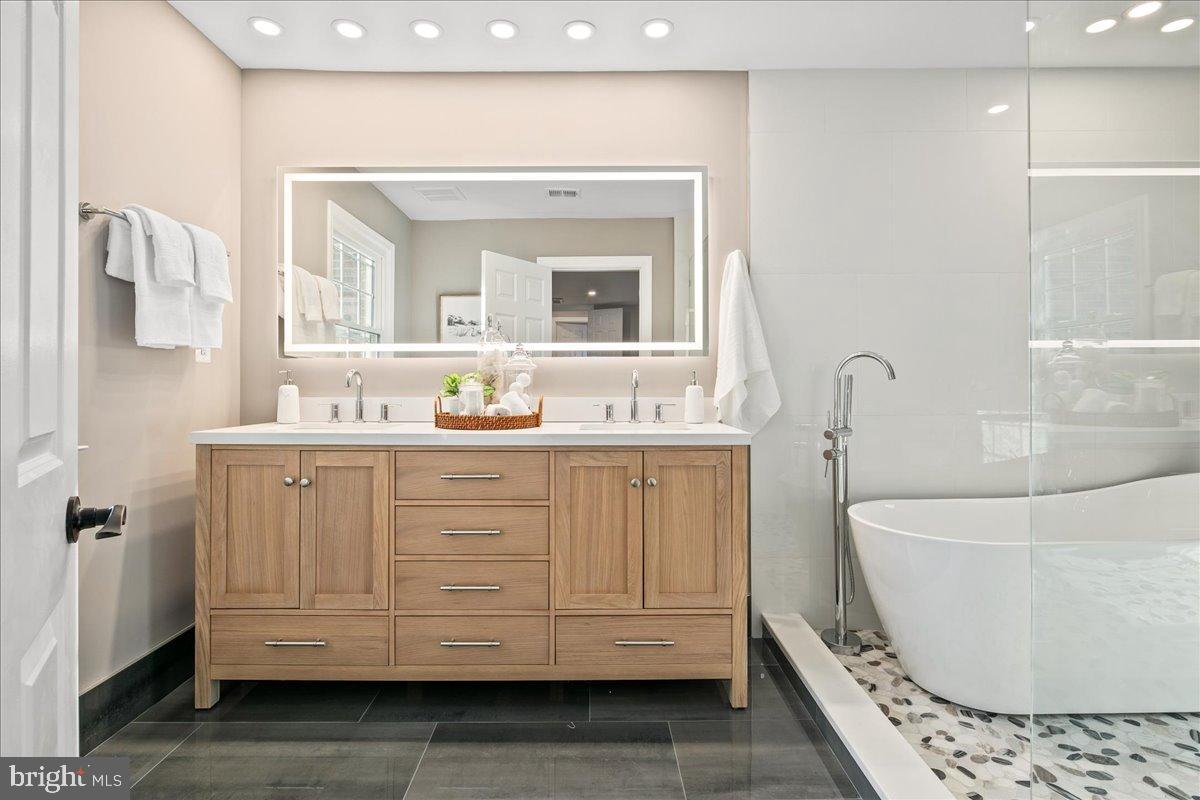 353 GALLOP WOOD PL, GREAT FALLS, Virginia 22066, 5 Bedrooms Bedrooms, 22 Rooms Rooms,4 BathroomsBathrooms,Residential,For sale,353 GALLOP WOOD PL,VAFX2279890 MLS # VAFX2279890 353 GALLOP WOOD PL, GREAT FALLS, Virginia 22066, 5 Bedrooms Bedrooms, 22 Rooms Rooms,4 BathroomsBathrooms,Residential,For sale,353 GALLOP WOOD PL,VAFX2279890 MLS # VAFX2279890