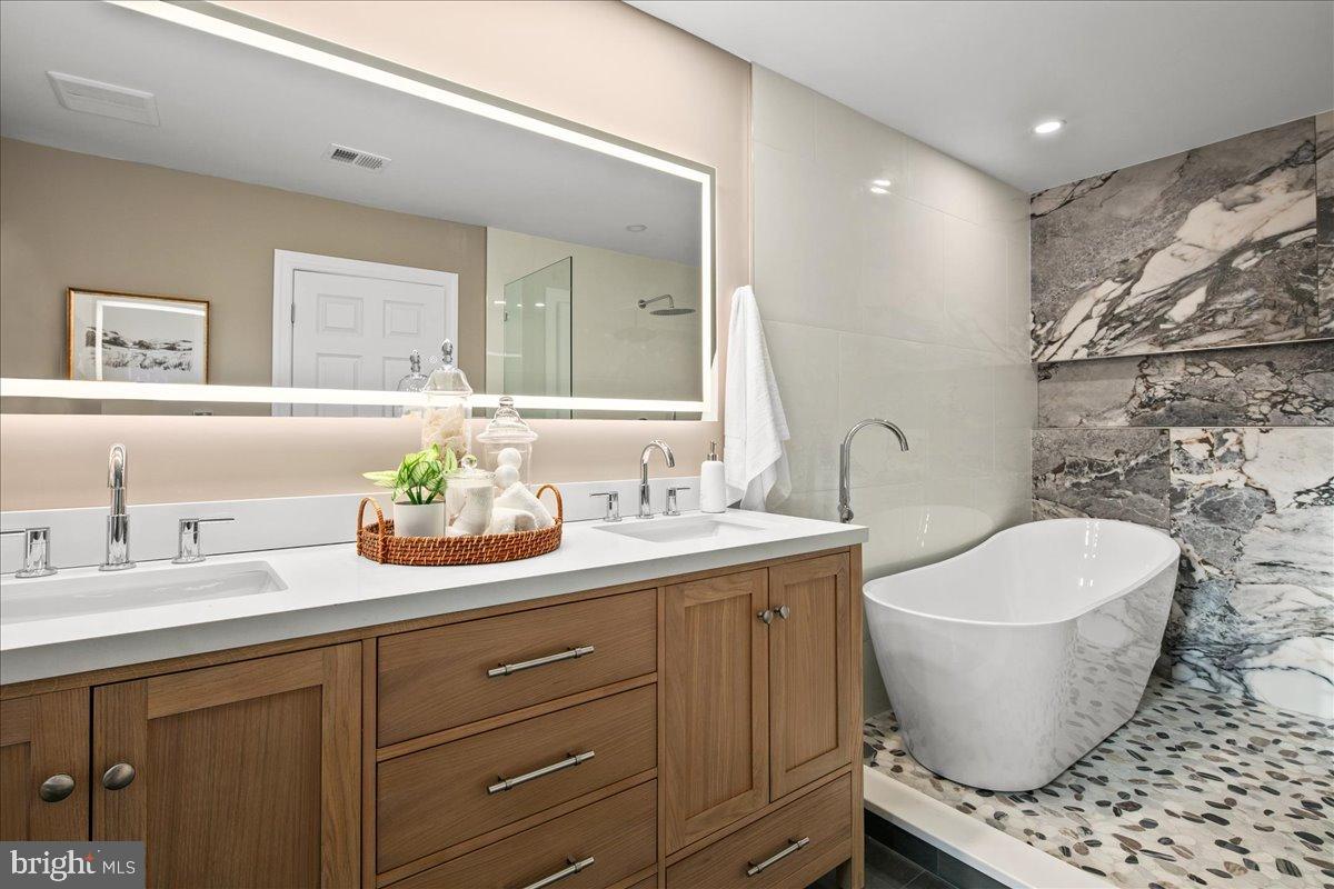 353 GALLOP WOOD PL, GREAT FALLS, Virginia 22066, 5 Bedrooms Bedrooms, 22 Rooms Rooms,4 BathroomsBathrooms,Residential,For sale,353 GALLOP WOOD PL,VAFX2279890 MLS # VAFX2279890 353 GALLOP WOOD PL, GREAT FALLS, Virginia 22066, 5 Bedrooms Bedrooms, 22 Rooms Rooms,4 BathroomsBathrooms,Residential,For sale,353 GALLOP WOOD PL,VAFX2279890 MLS # VAFX2279890