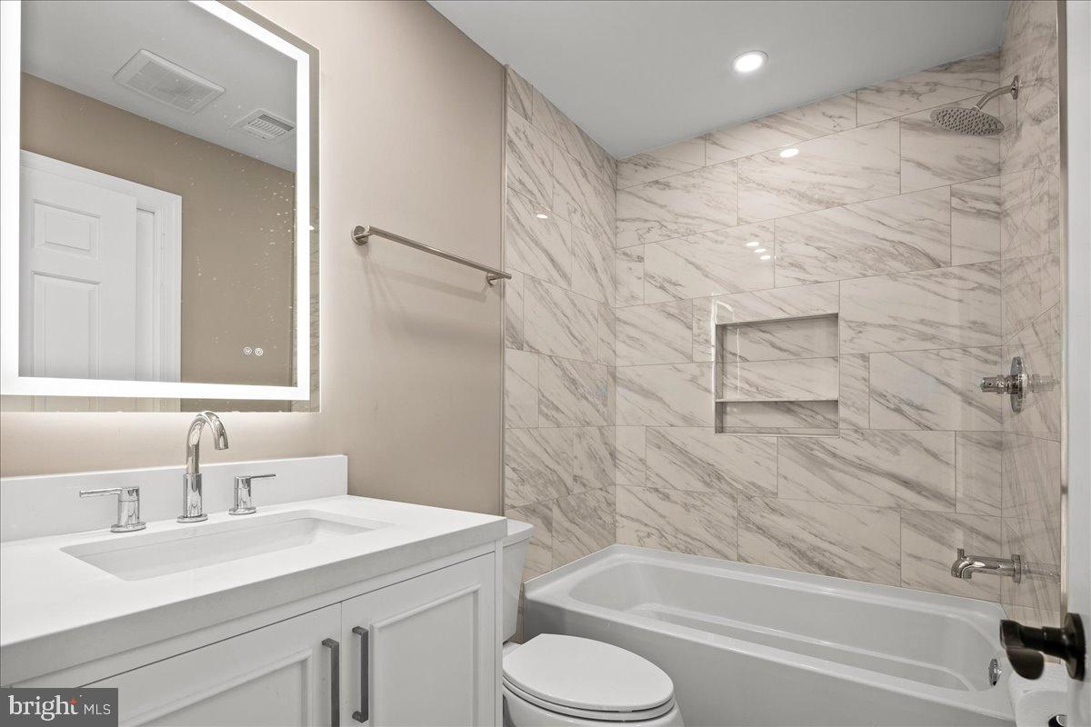 353 GALLOP WOOD PL, GREAT FALLS, Virginia 22066, 5 Bedrooms Bedrooms, 22 Rooms Rooms,4 BathroomsBathrooms,Residential,For sale,353 GALLOP WOOD PL,VAFX2279890 MLS # VAFX2279890 353 GALLOP WOOD PL, GREAT FALLS, Virginia 22066, 5 Bedrooms Bedrooms, 22 Rooms Rooms,4 BathroomsBathrooms,Residential,For sale,353 GALLOP WOOD PL,VAFX2279890 MLS # VAFX2279890