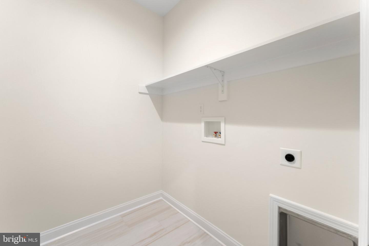 94 DINGLEY RD, MONTROSS, Virginia 22520, 3 Bedrooms Bedrooms, 5 Rooms Rooms,3 BathroomsBathrooms,Residential,For sale,94 DINGLEY RD,VAWE2010184 MLS # VAWE2010184