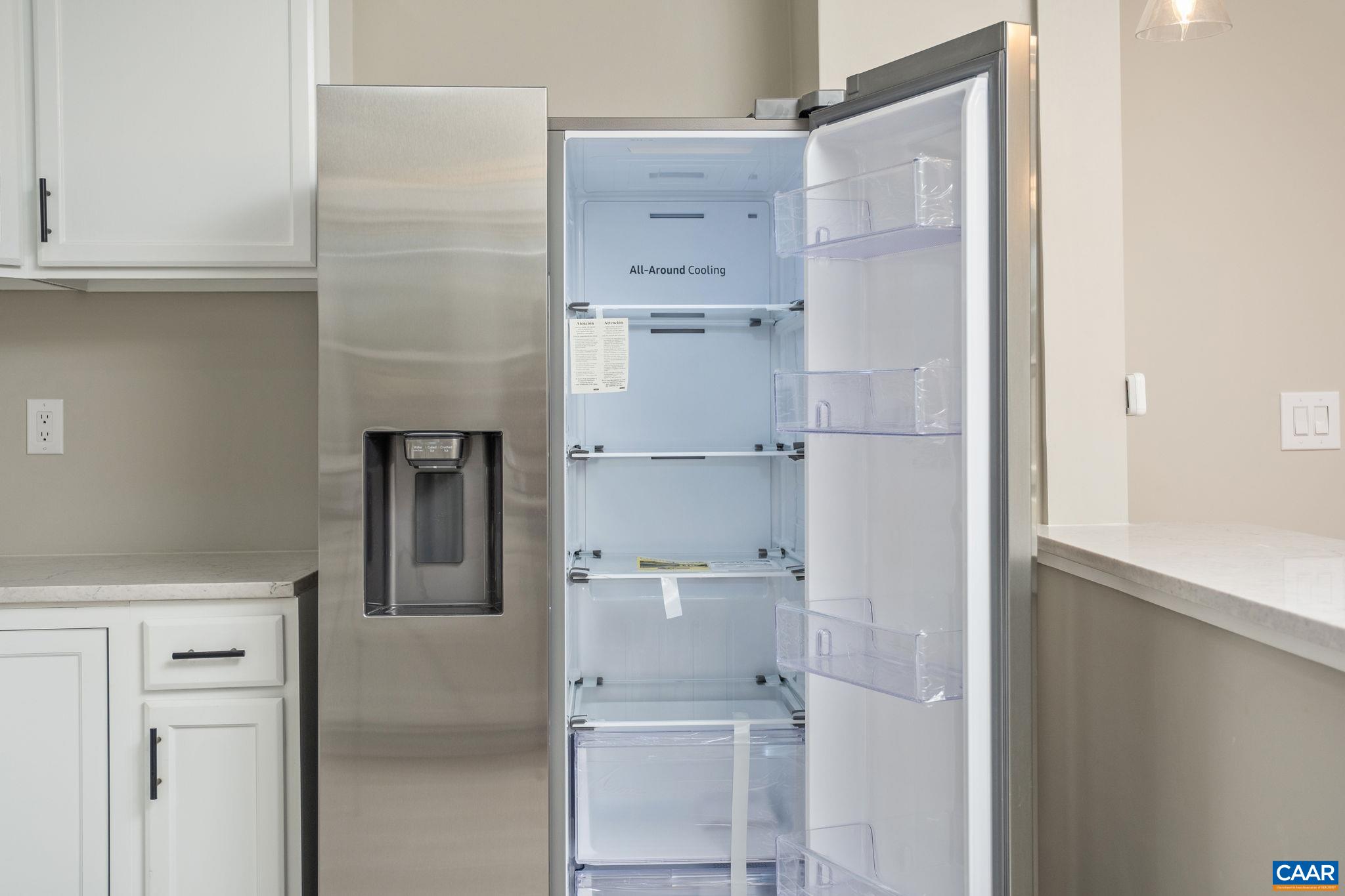 2015 W BEVERLEY ST, STAUNTON, Virginia 24401, 2 Bedrooms Bedrooms, ,1 BathroomBathrooms,Residential,2015 W BEVERLEY ST,672165 MLS # 672165