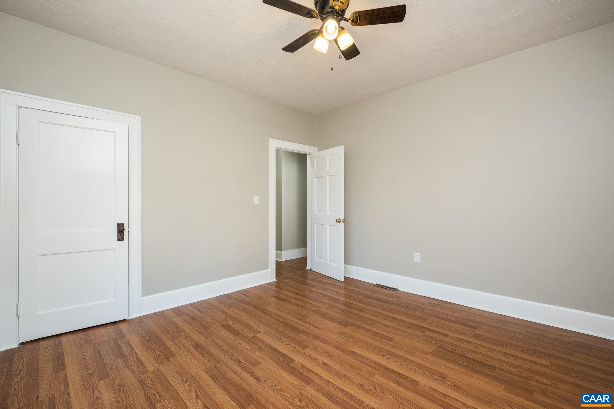 2015 W BEVERLEY ST, STAUNTON, Virginia 24401, 2 Bedrooms Bedrooms, ,1 BathroomBathrooms,Residential,2015 W BEVERLEY ST,672165 MLS # 672165