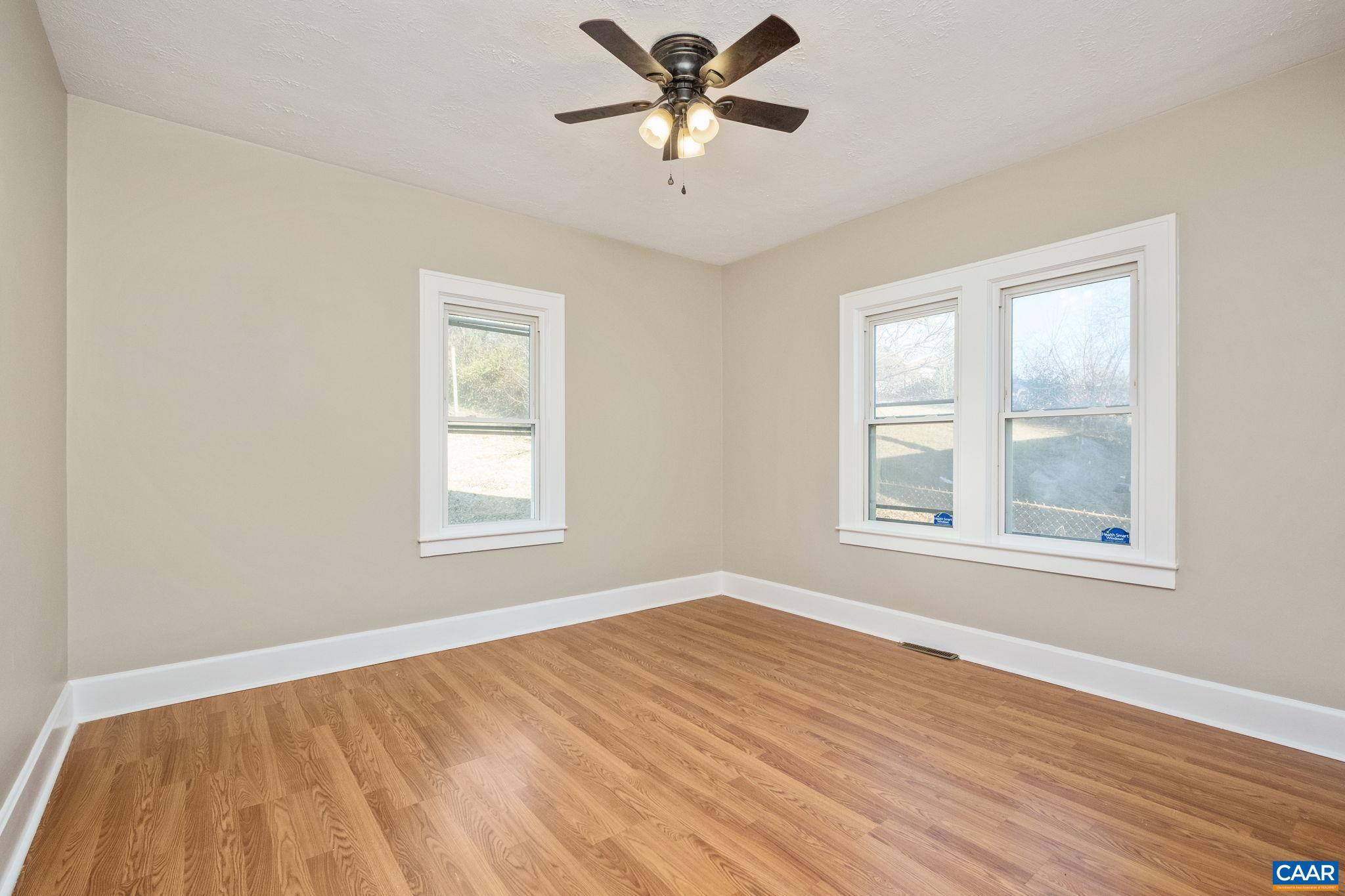 2015 W BEVERLEY ST, STAUNTON, Virginia 24401, 2 Bedrooms Bedrooms, ,1 BathroomBathrooms,Residential,2015 W BEVERLEY ST,672165 MLS # 672165