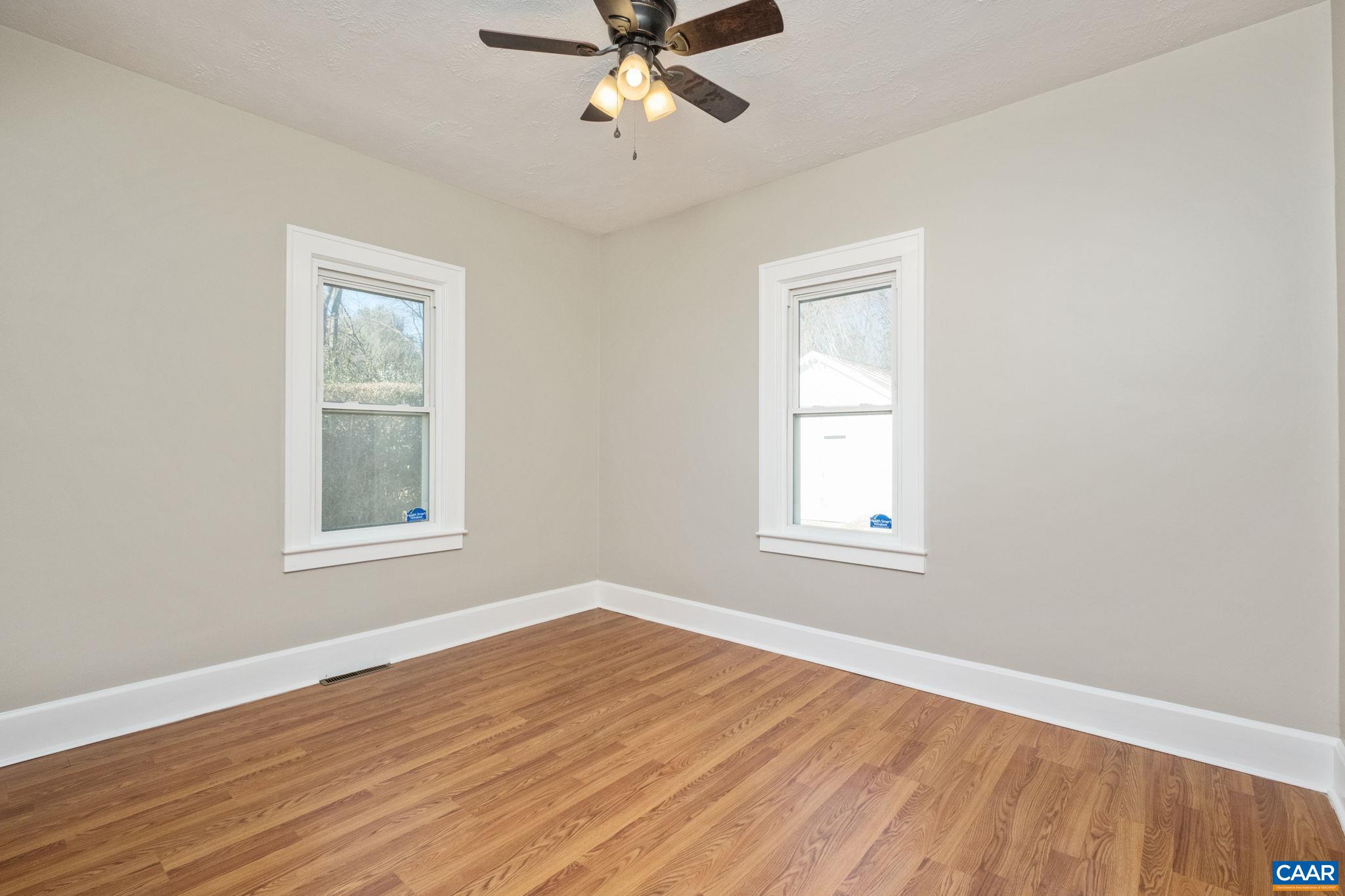 2015 W BEVERLEY ST, STAUNTON, Virginia 24401, 2 Bedrooms Bedrooms, ,1 BathroomBathrooms,Residential,2015 W BEVERLEY ST,672165 MLS # 672165