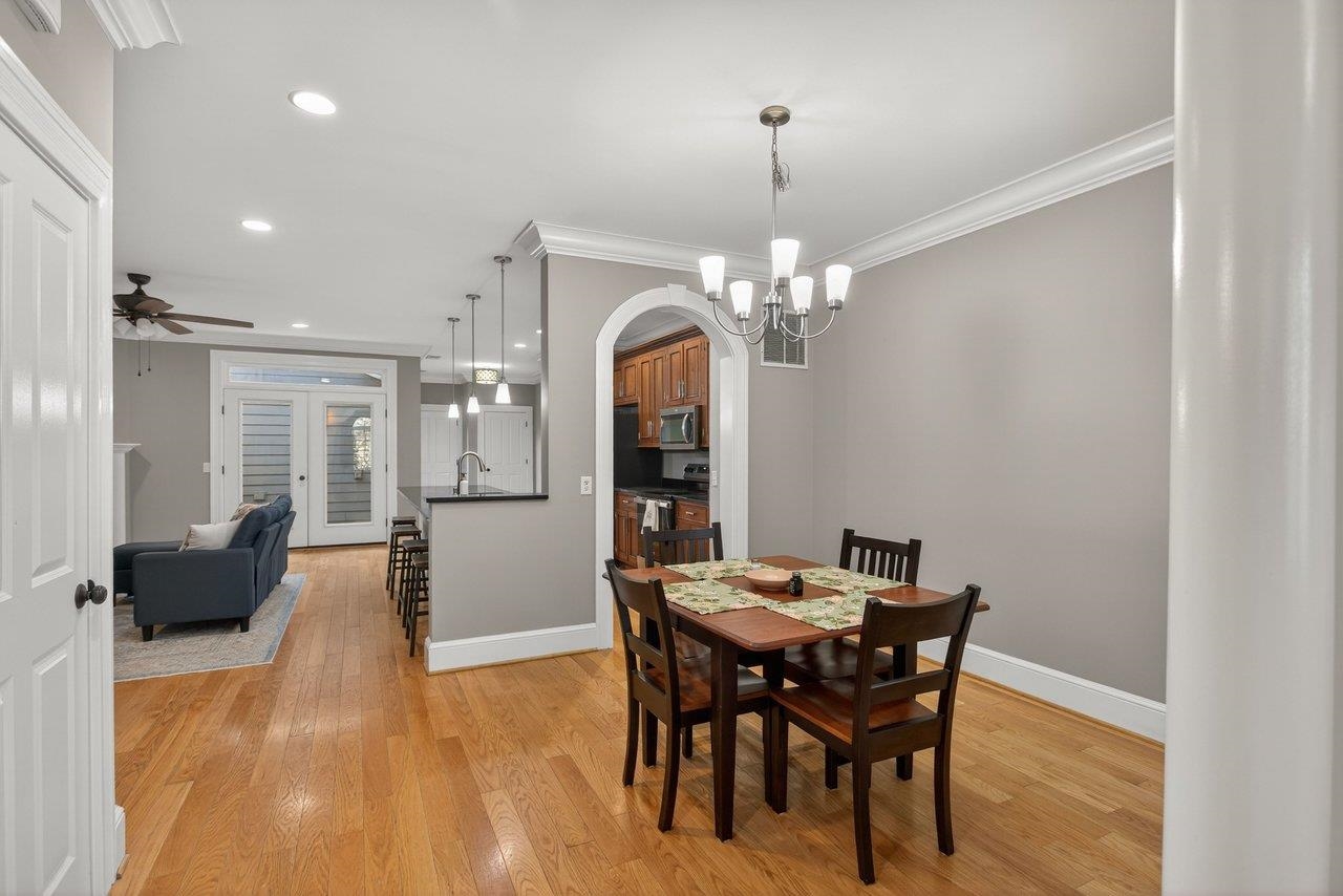 3277 PRESTON SHORE DR, ROCKINGHAM, Virginia 22801, 2 Bedrooms Bedrooms, ,3 BathroomsBathrooms,Residential,3277 PRESTON SHORE DR,672436 MLS # 672436 3277 PRESTON SHORE DR, ROCKINGHAM, Virginia 22801, 2 Bedrooms Bedrooms, ,3 BathroomsBathrooms,Residential,3277 PRESTON SHORE DR,672436 MLS # 672436