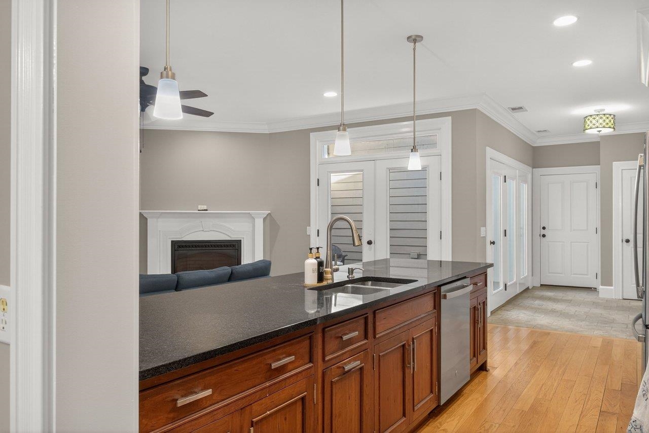 3277 PRESTON SHORE DR, ROCKINGHAM, Virginia 22801, 2 Bedrooms Bedrooms, ,3 BathroomsBathrooms,Residential,3277 PRESTON SHORE DR,672436 MLS # 672436 3277 PRESTON SHORE DR, ROCKINGHAM, Virginia 22801, 2 Bedrooms Bedrooms, ,3 BathroomsBathrooms,Residential,3277 PRESTON SHORE DR,672436 MLS # 672436