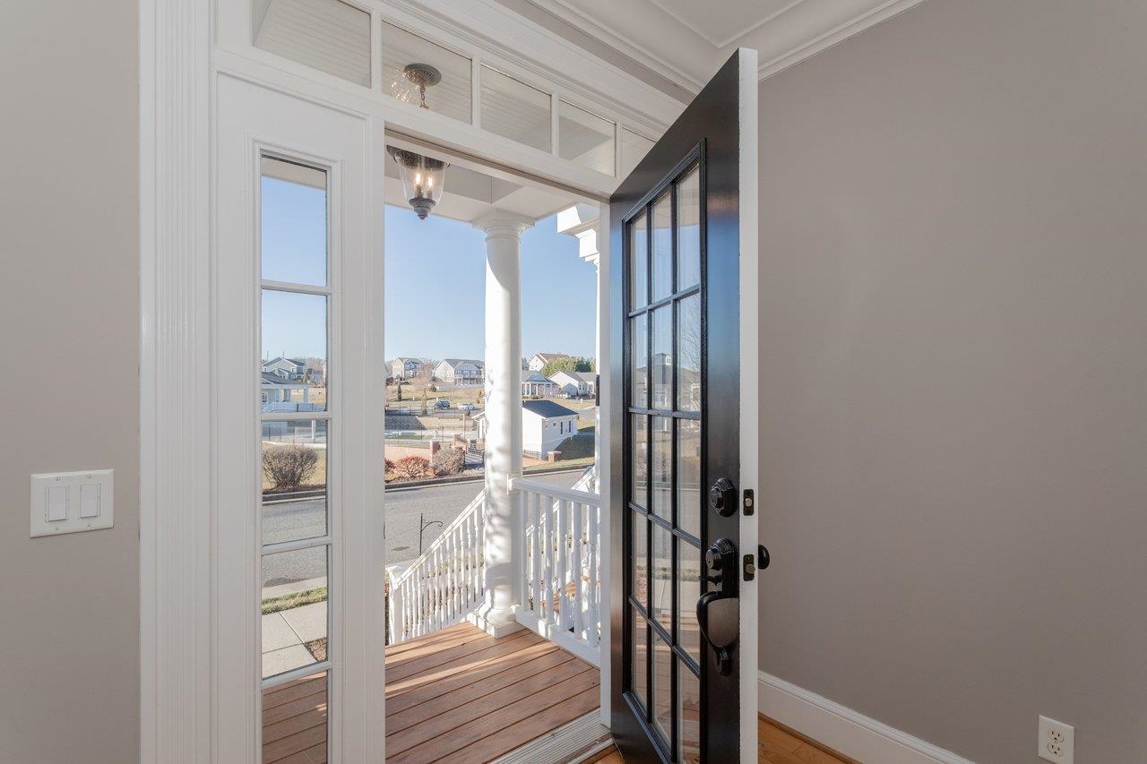 3277 PRESTON SHORE DR, ROCKINGHAM, Virginia 22801, 2 Bedrooms Bedrooms, ,3 BathroomsBathrooms,Residential,3277 PRESTON SHORE DR,672436 MLS # 672436 3277 PRESTON SHORE DR, ROCKINGHAM, Virginia 22801, 2 Bedrooms Bedrooms, ,3 BathroomsBathrooms,Residential,3277 PRESTON SHORE DR,672436 MLS # 672436